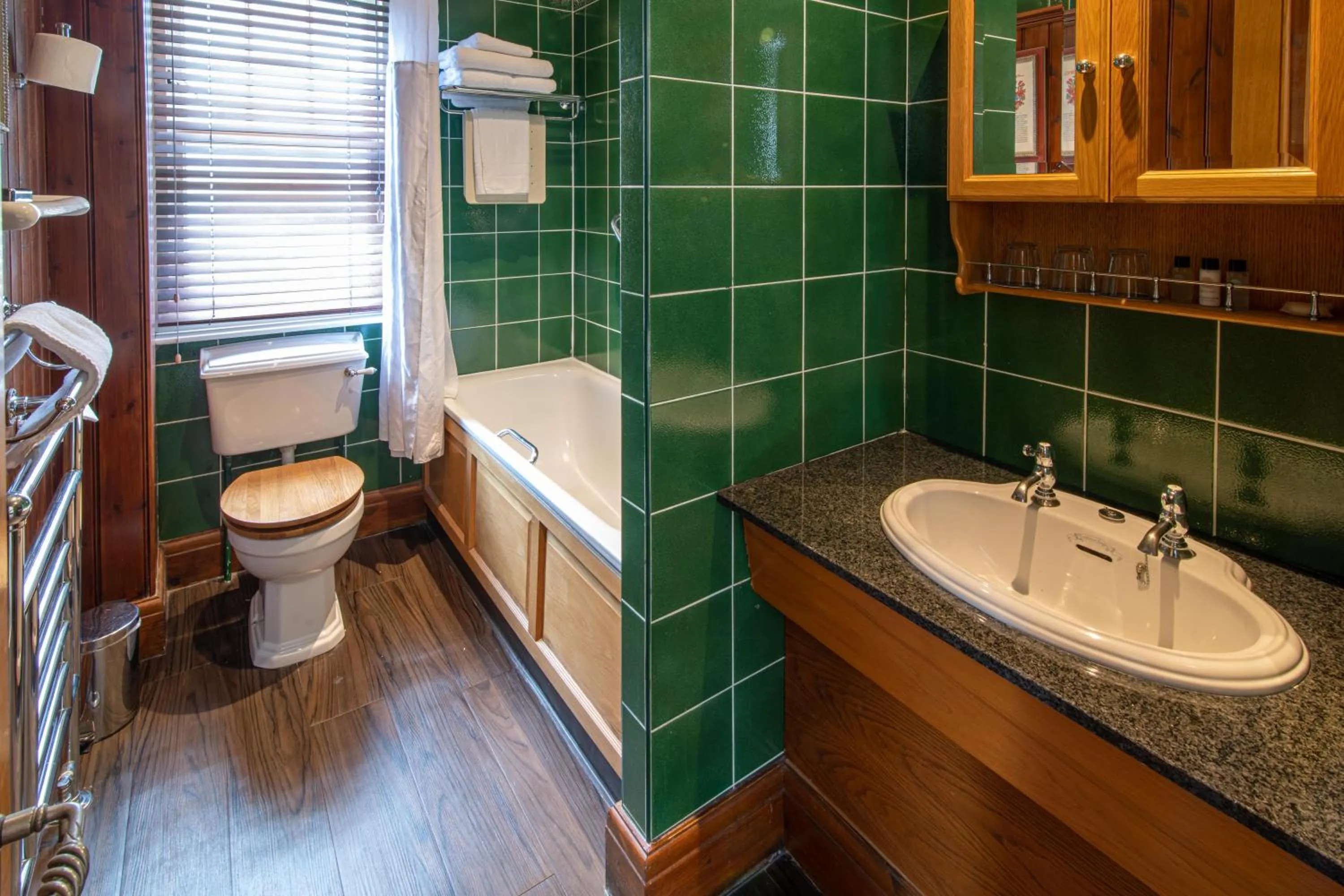 Bathroom in Dunkeld House Hotel