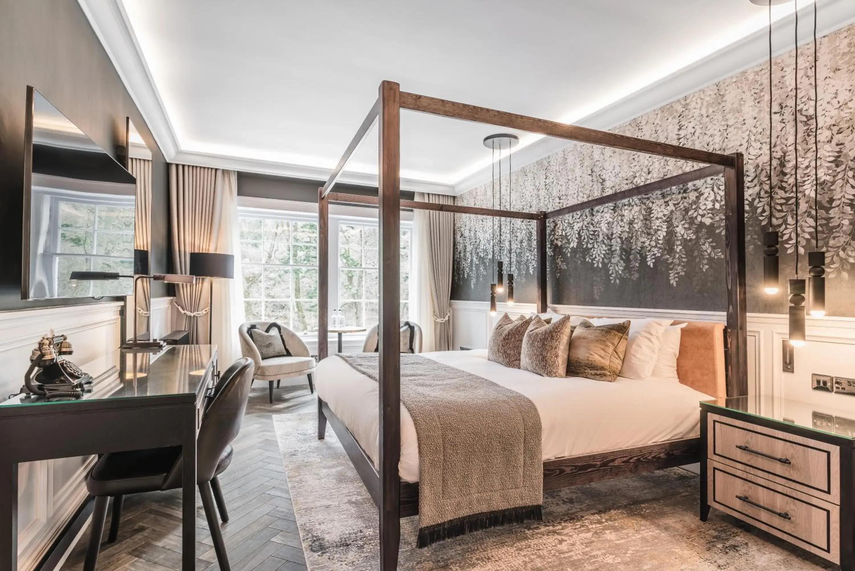 Sycamore suite in Dunkeld House Hotel Sycamore suite in Dunkeld House Hotel