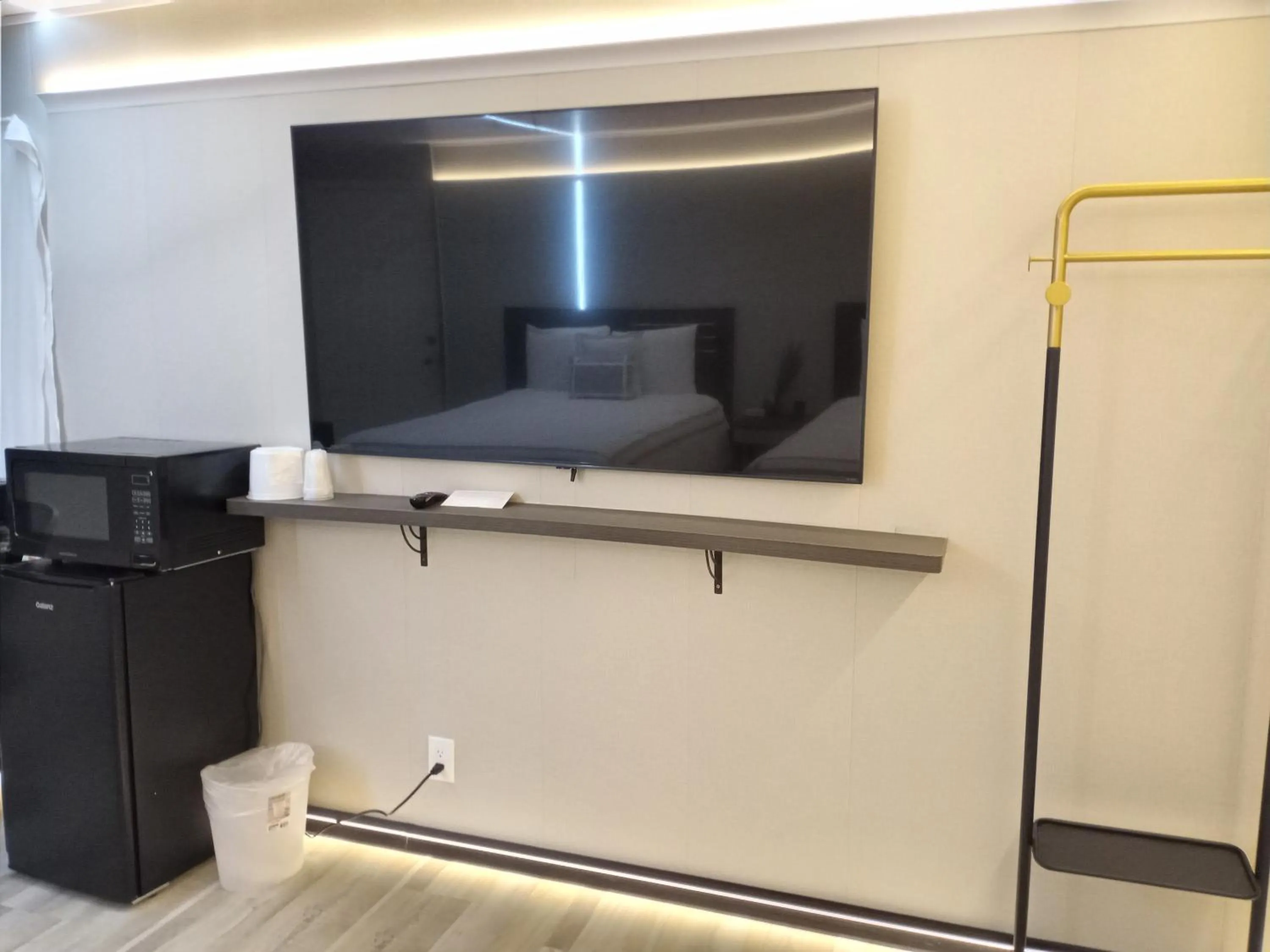 TV and multimedia in Mountain View Motel