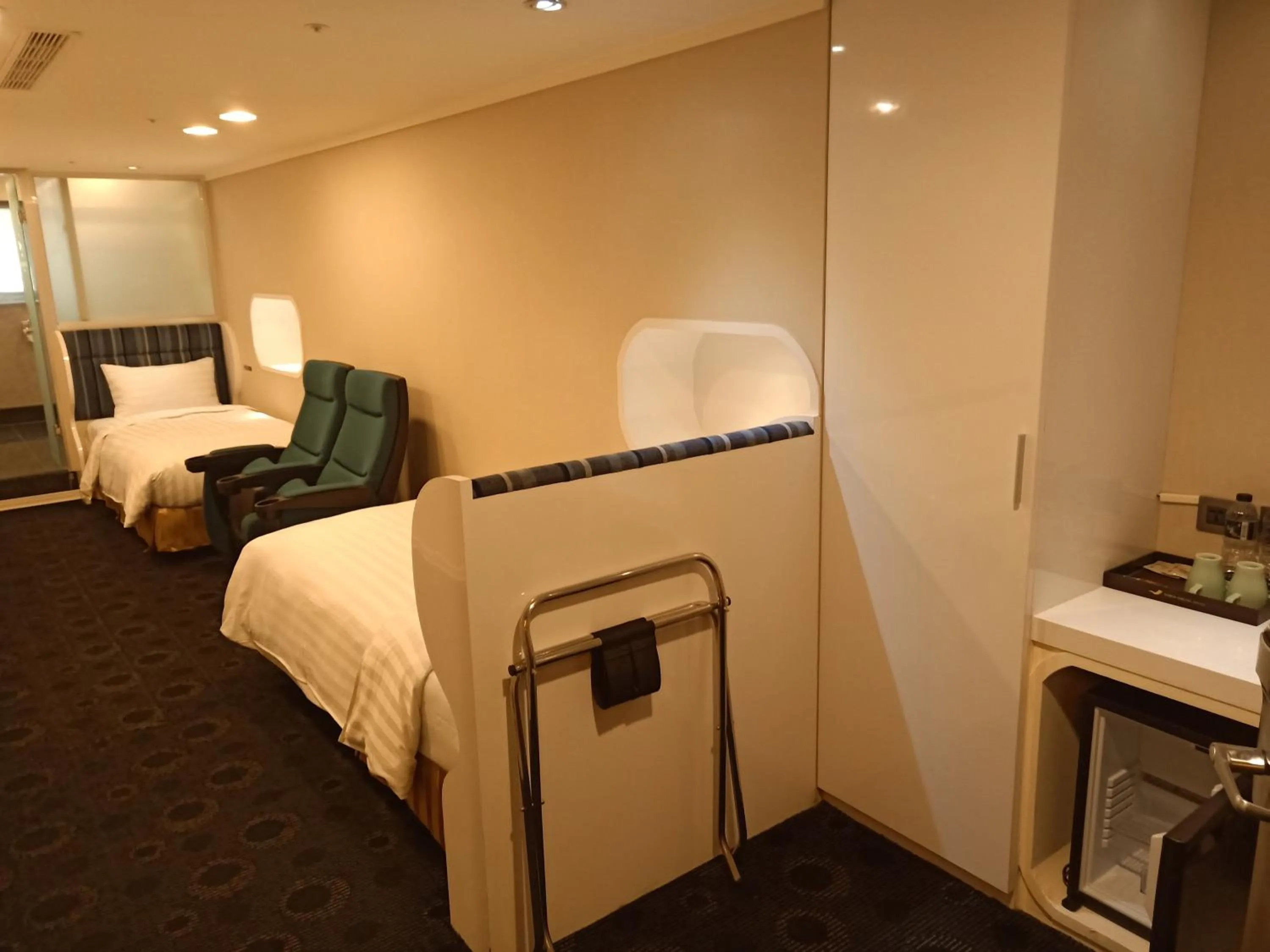 Bed in Ximen Airline Hotel
