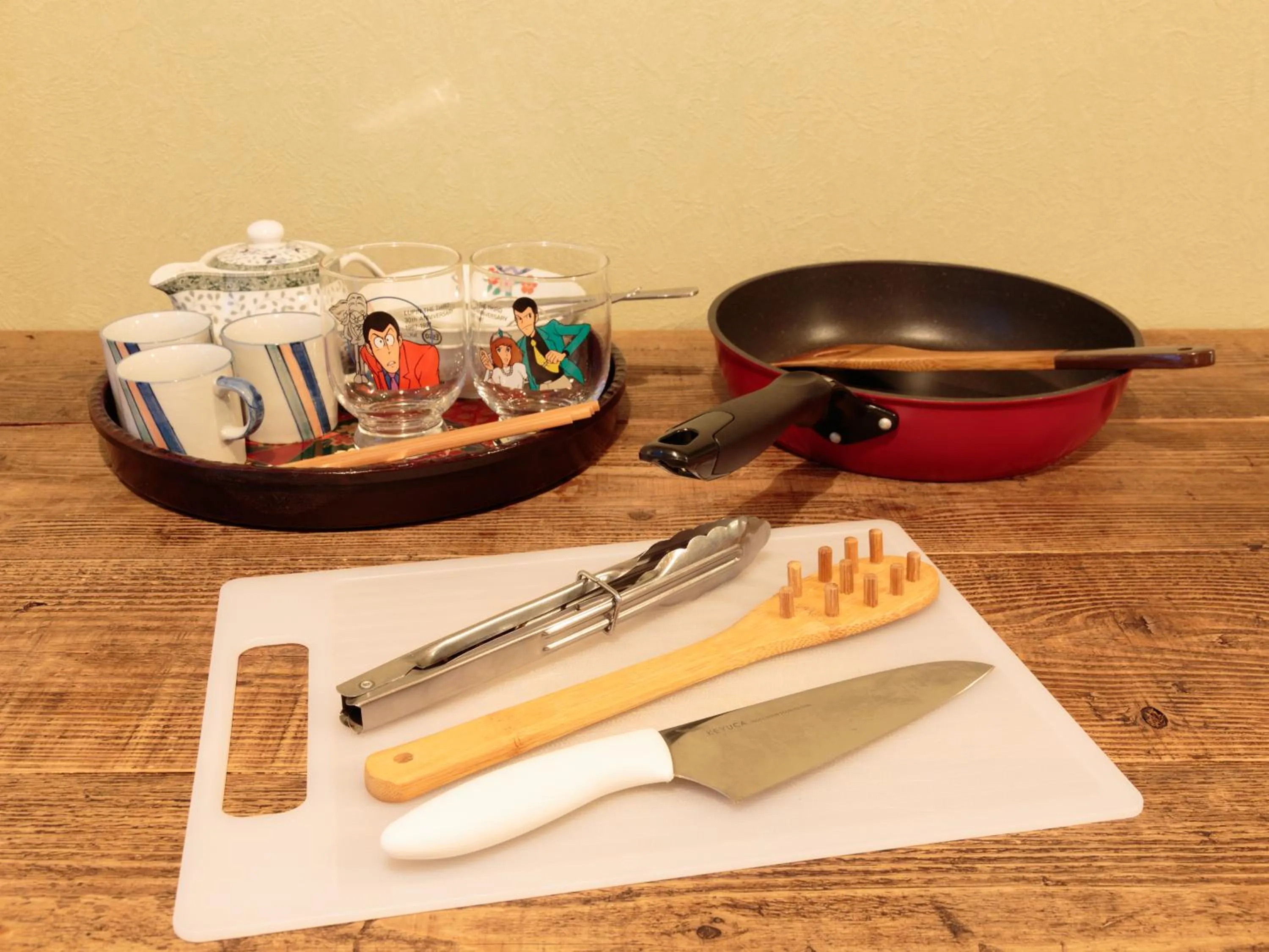 Communal kitchen in J-Hoppers Hiroshima Guesthouse
