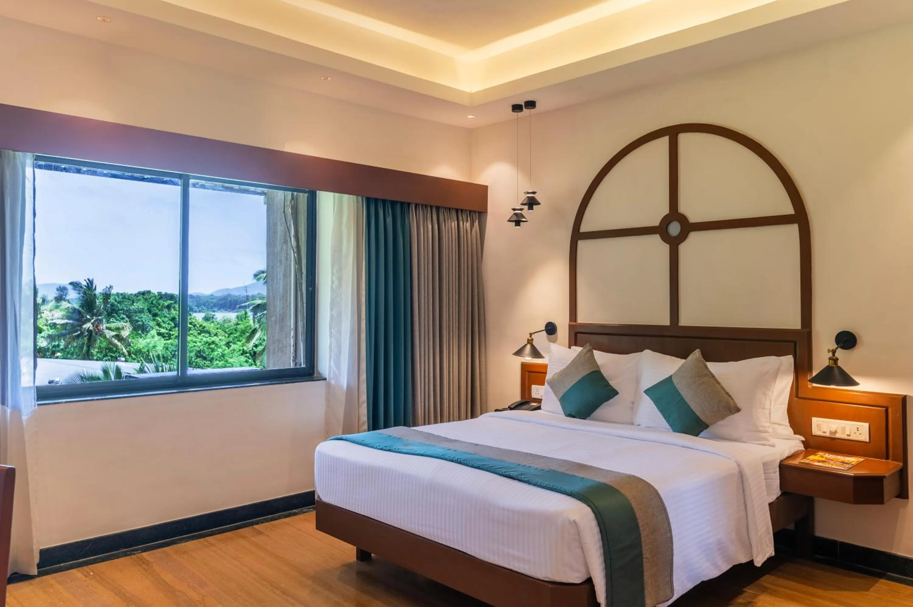 Bed in Sterling Karwar