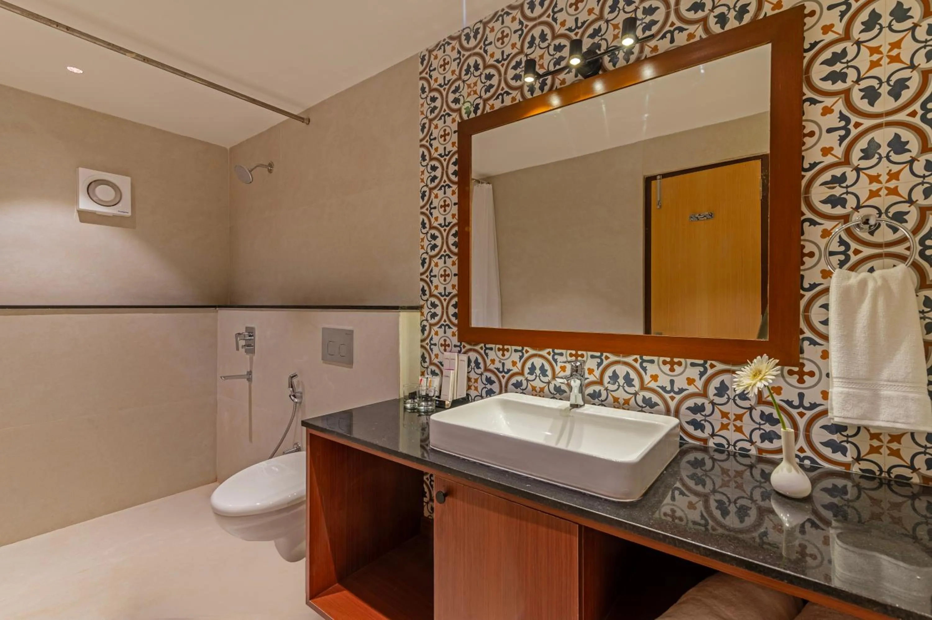 Toilet in Sterling Karwar