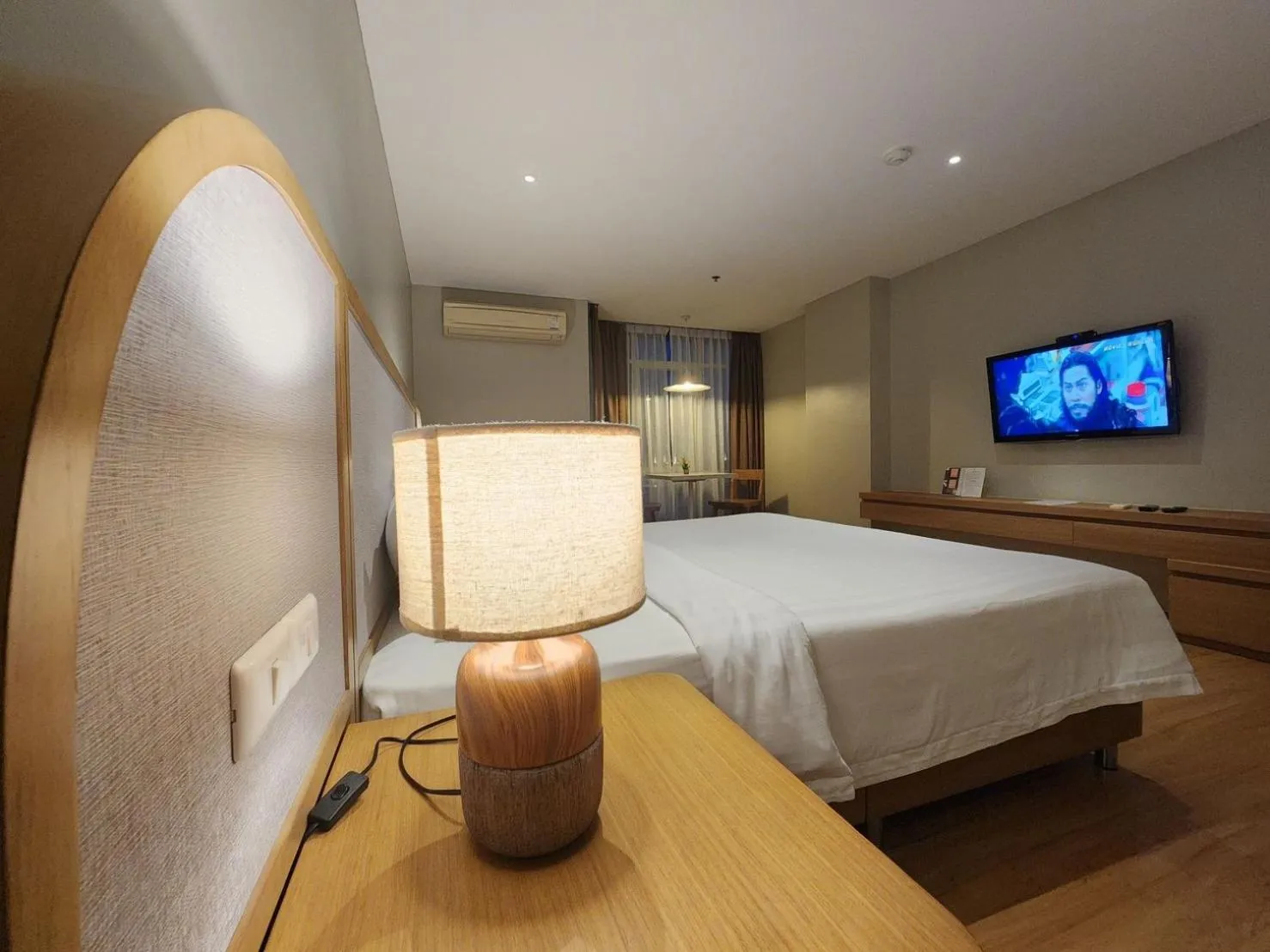 Bed in Brighton Hotel Bangkok