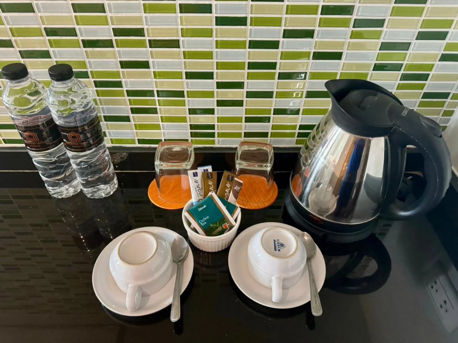 Coffee/tea facilities in Brighton Hotel Bangkok