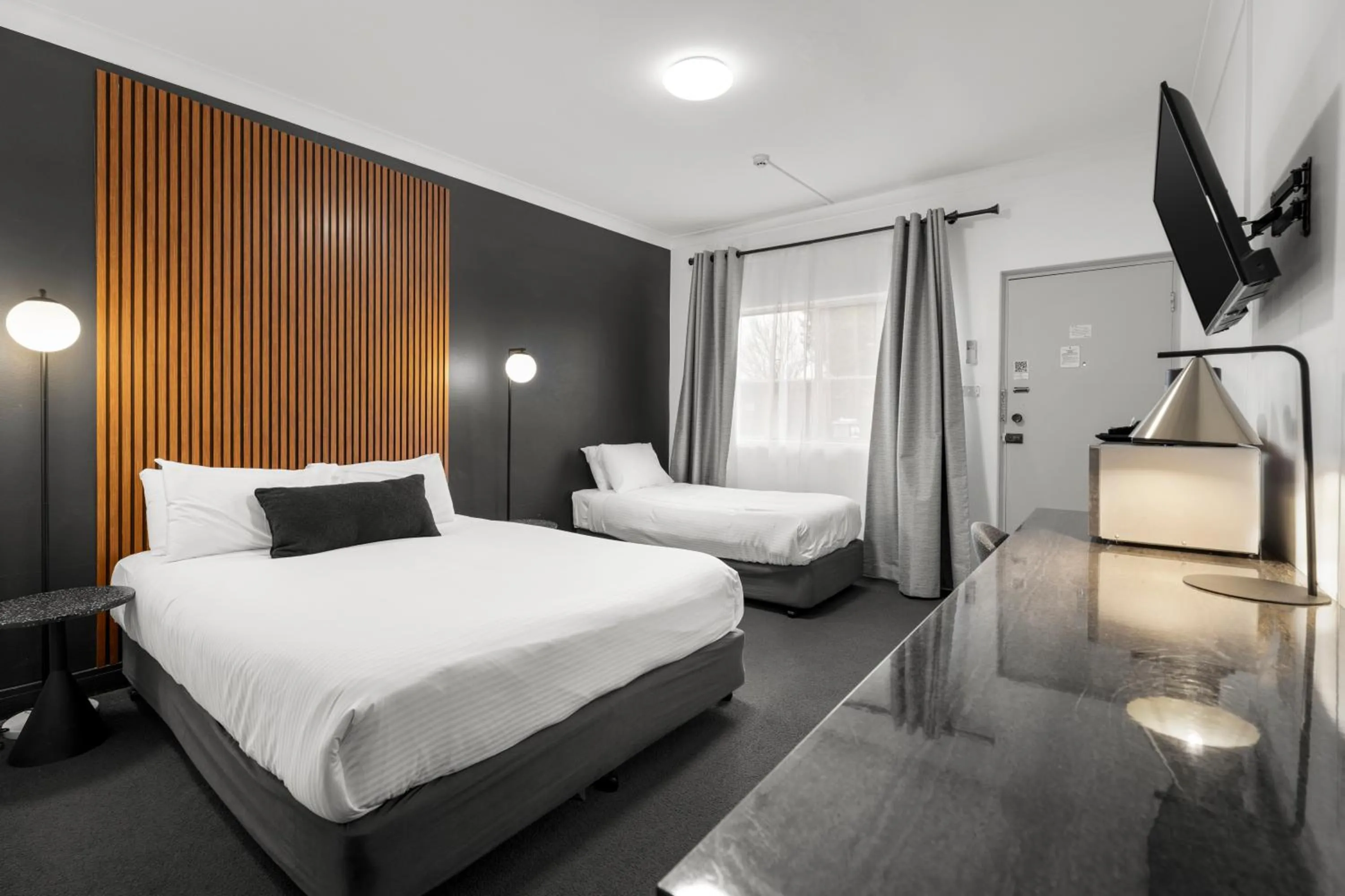 Bed in Motel Echo Point