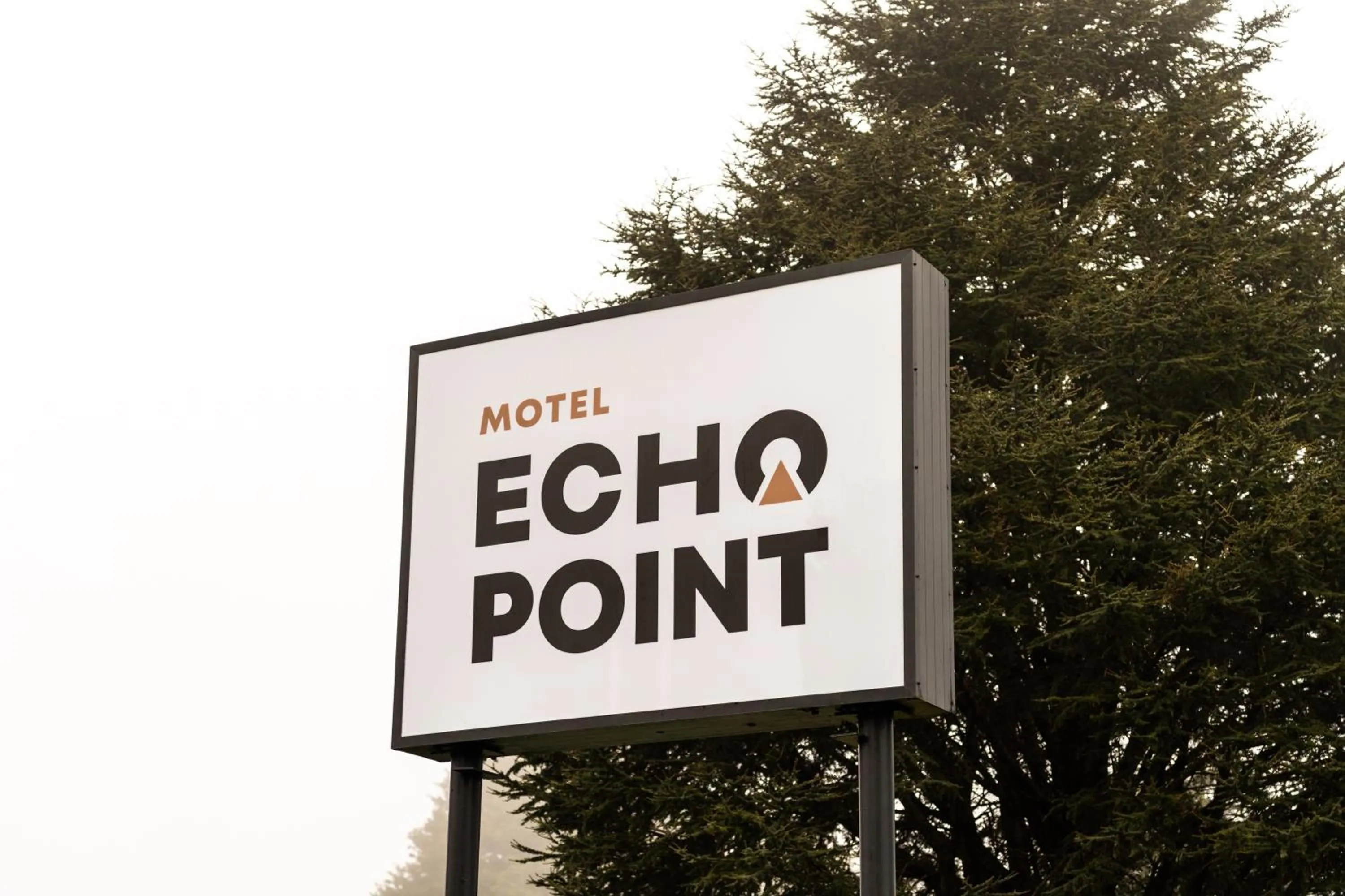 Property logo or sign in Motel Echo Point