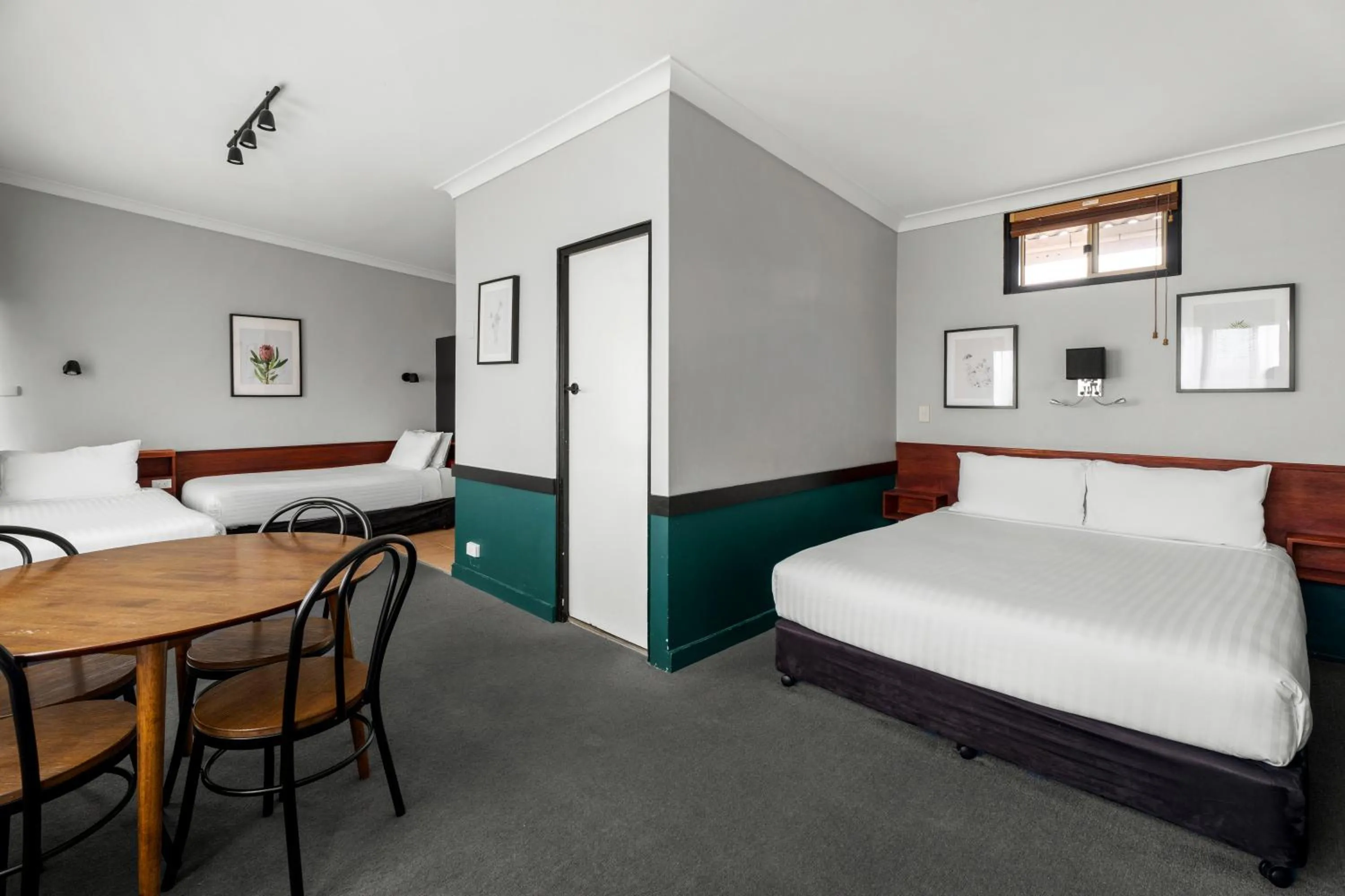 Bed in Motel Echo Point