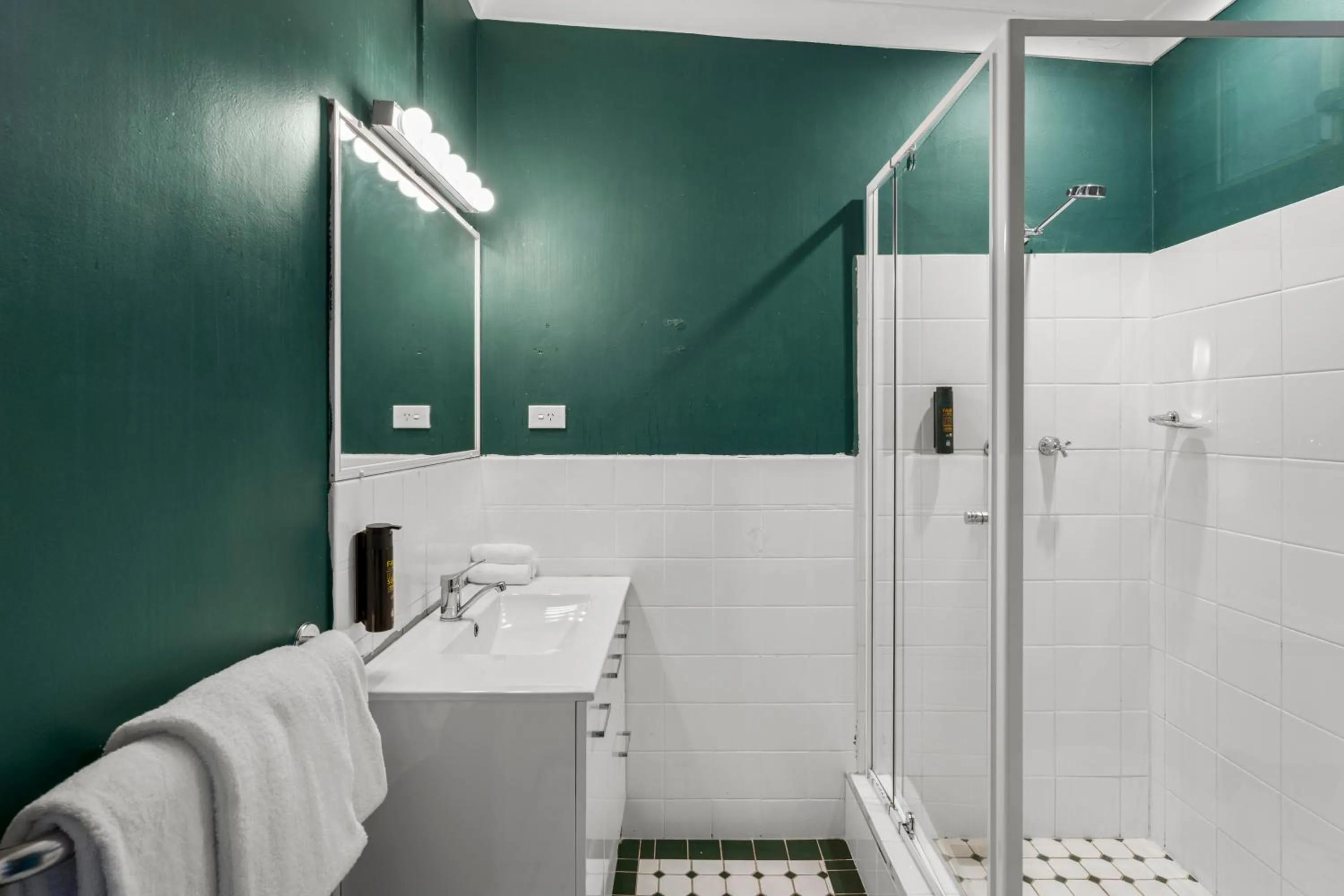 Toilet in Motel Echo Point