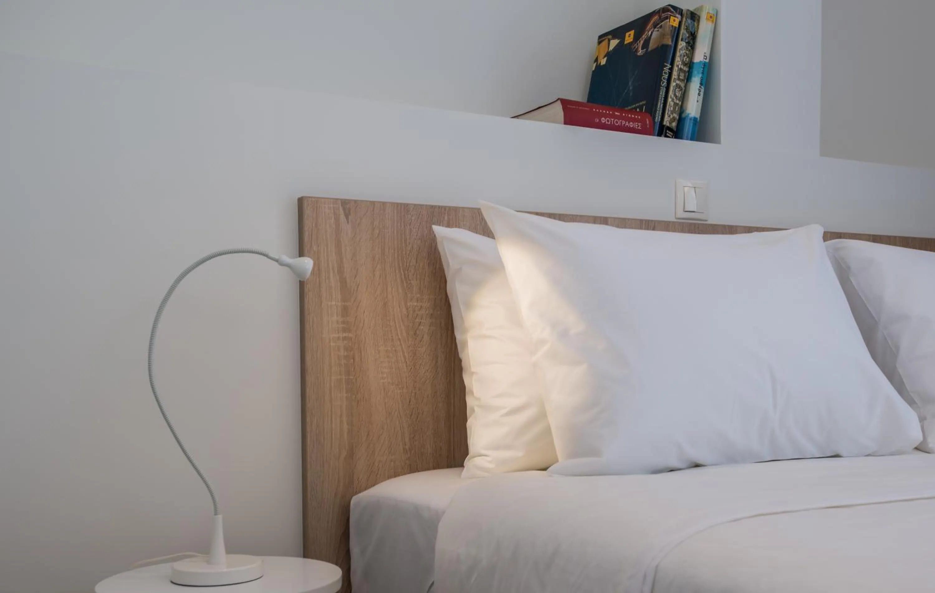 Bedroom, Bed in Spot Apart