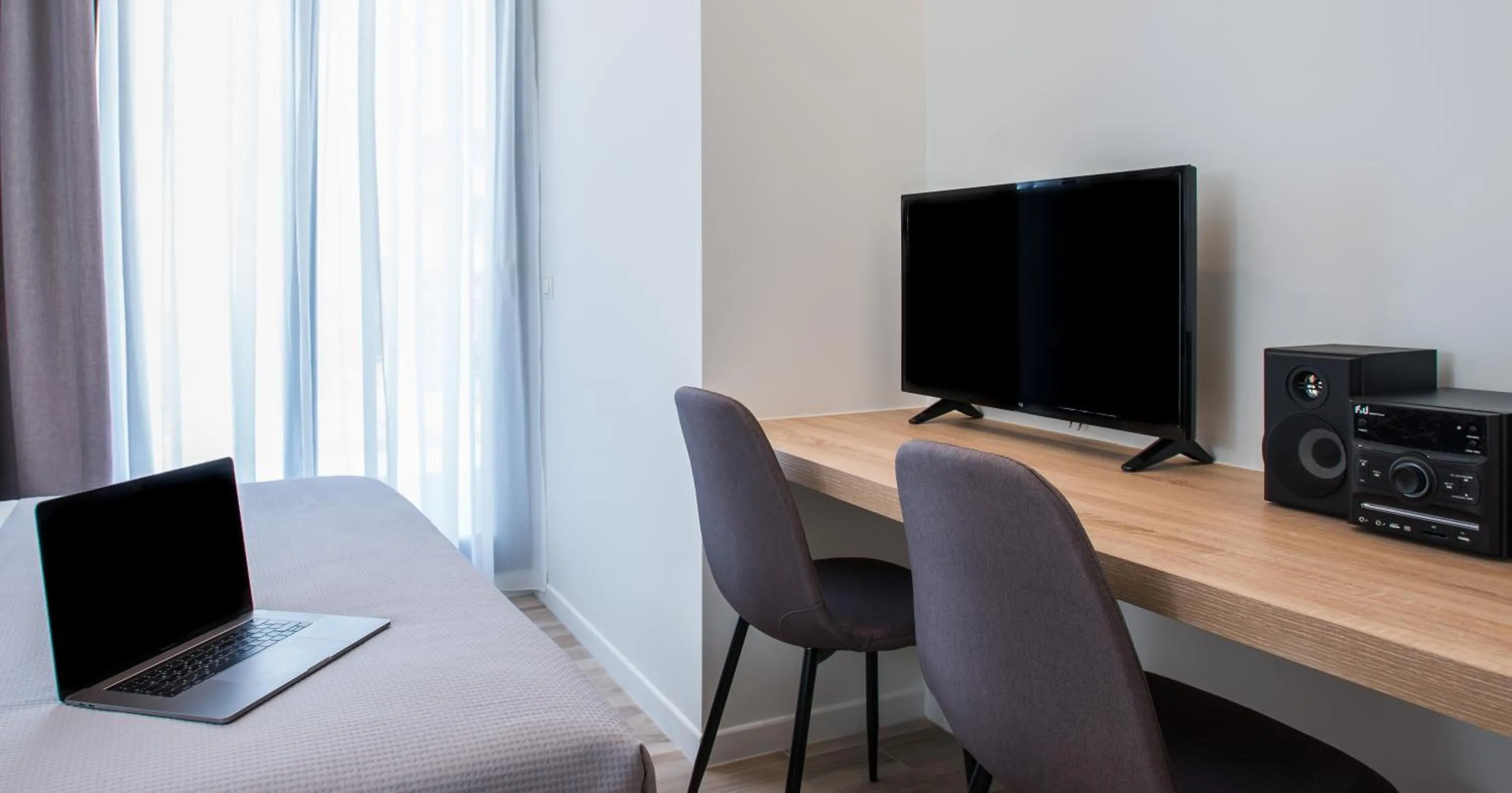 TV and multimedia in Spot Apart