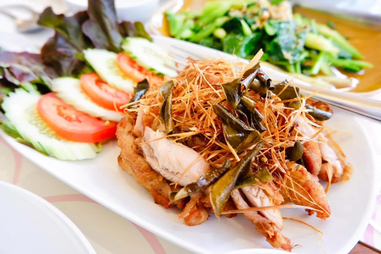 Food and drinks in FuramaXclusive Pratunam Park Hotel