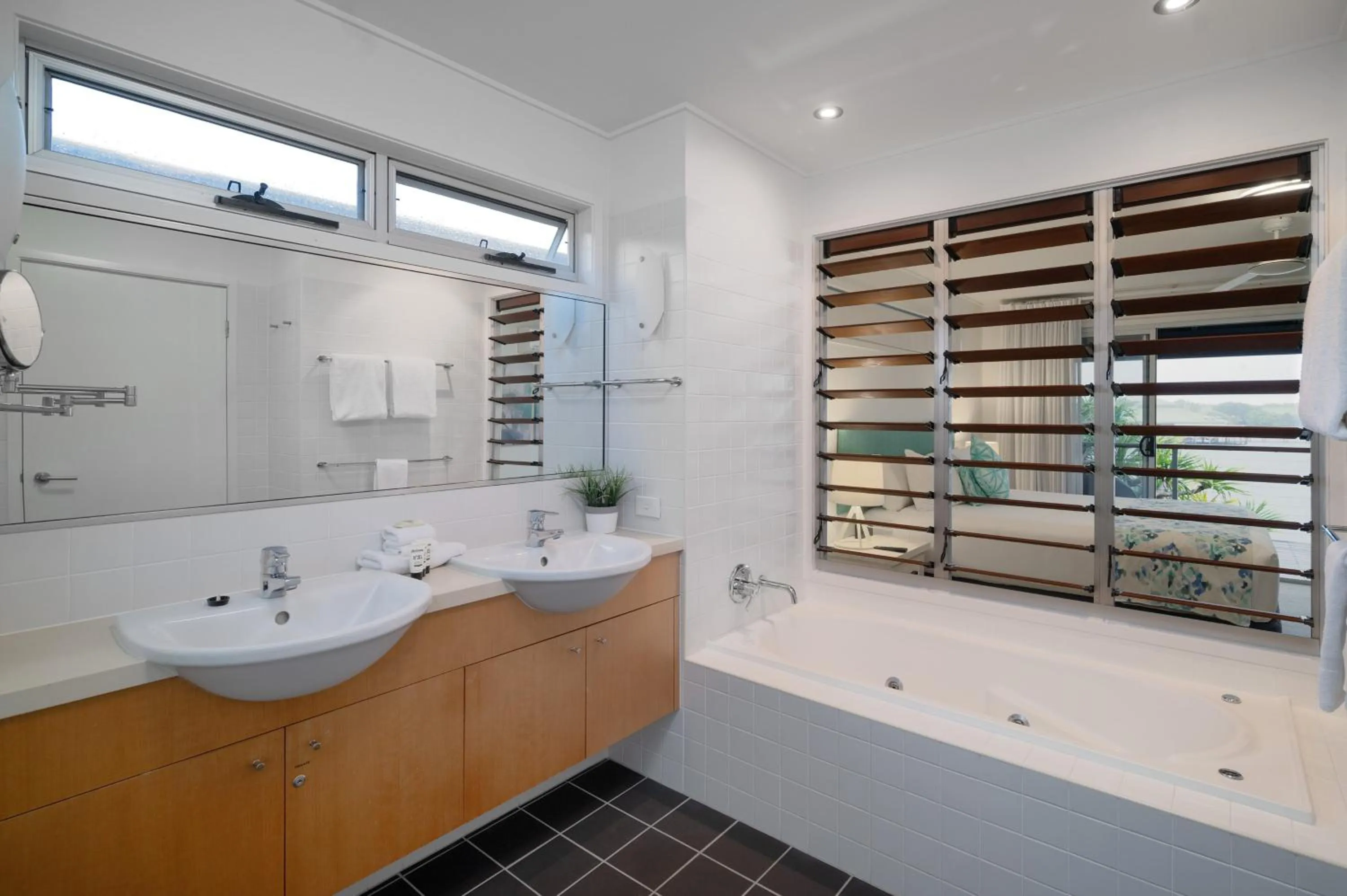 Shower in The Sebel Twin Waters