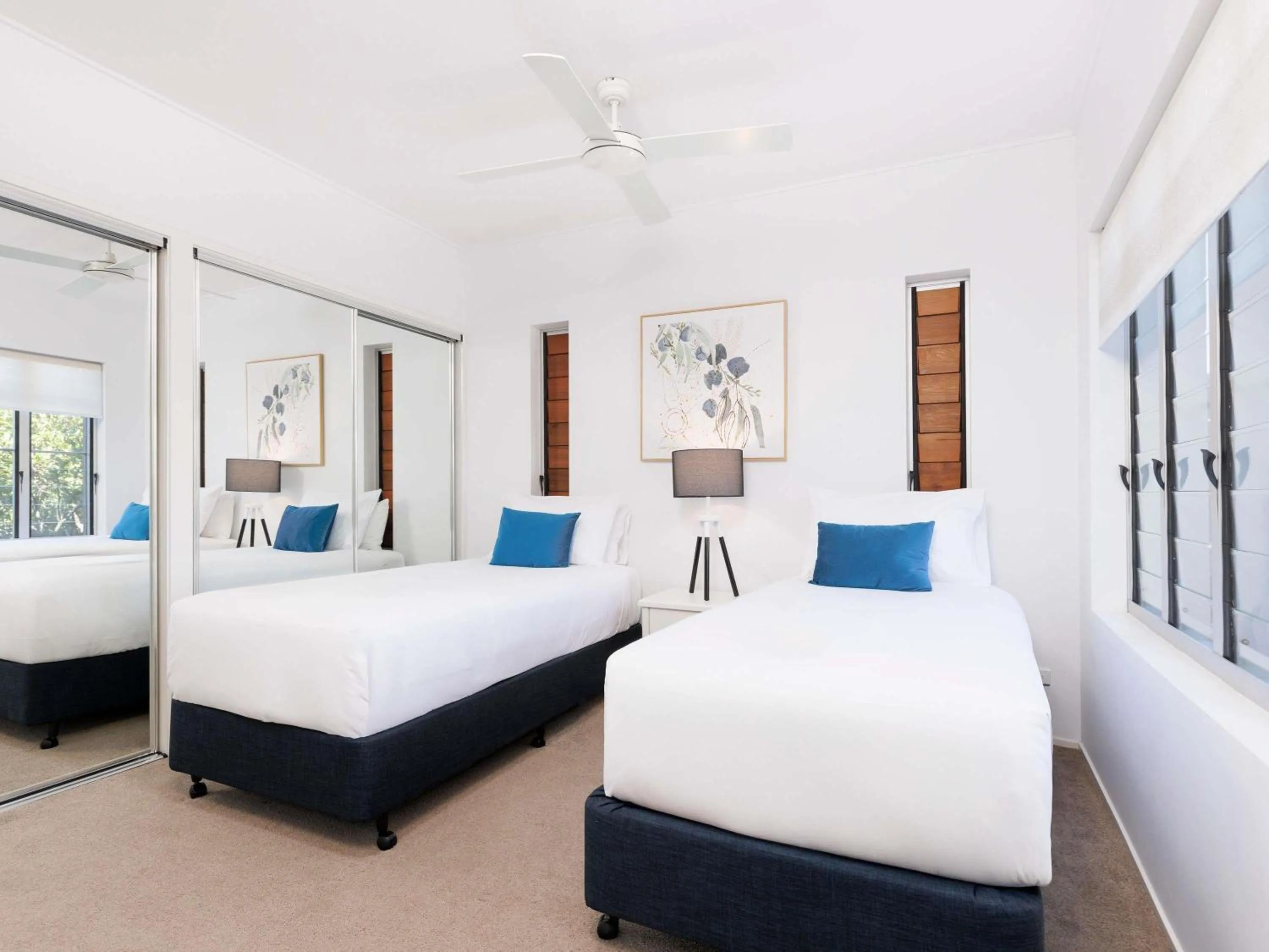 Bedroom, Bed in The Sebel Twin Waters