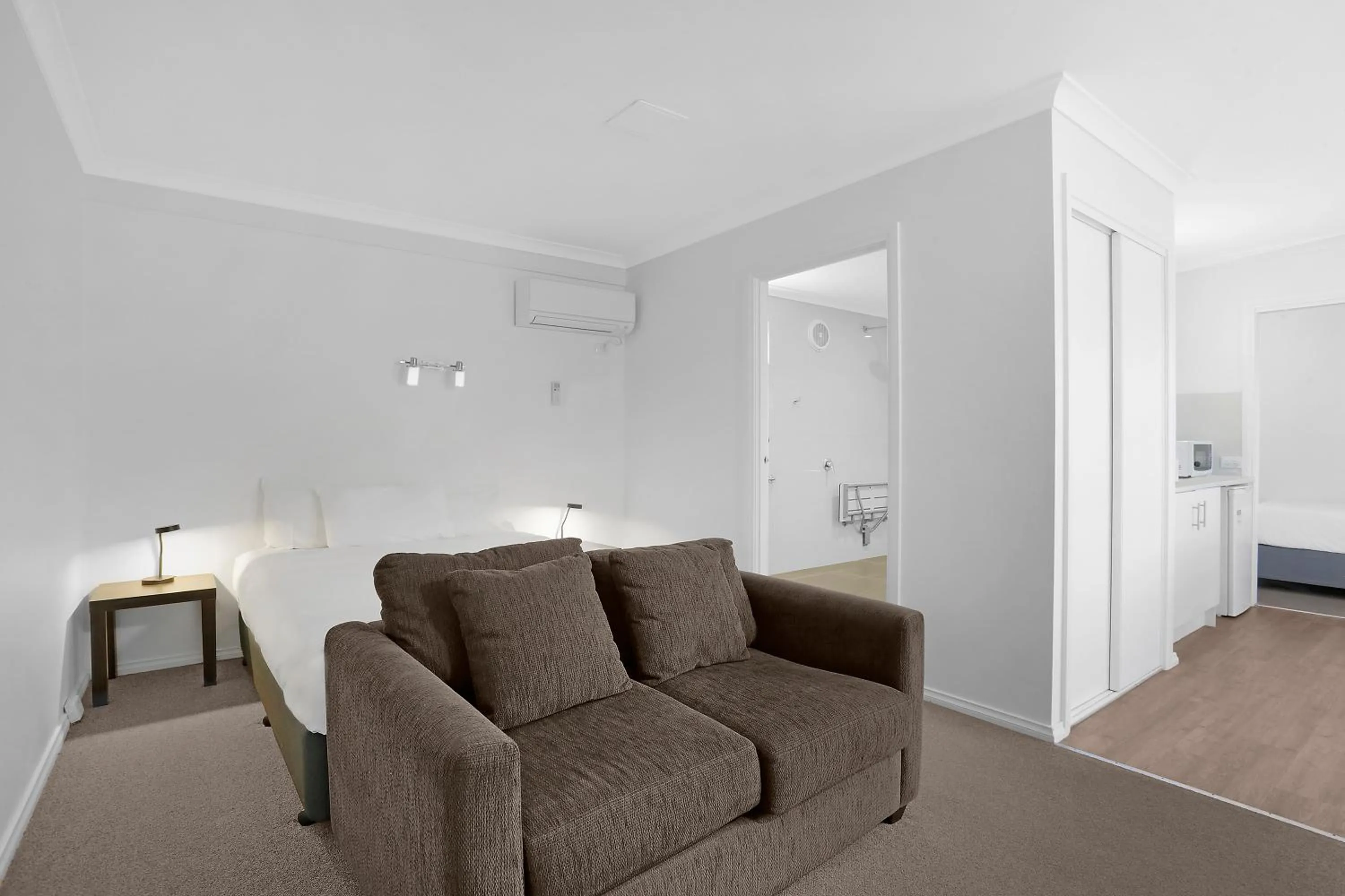 Bedroom in The Great Ocean Road Studios