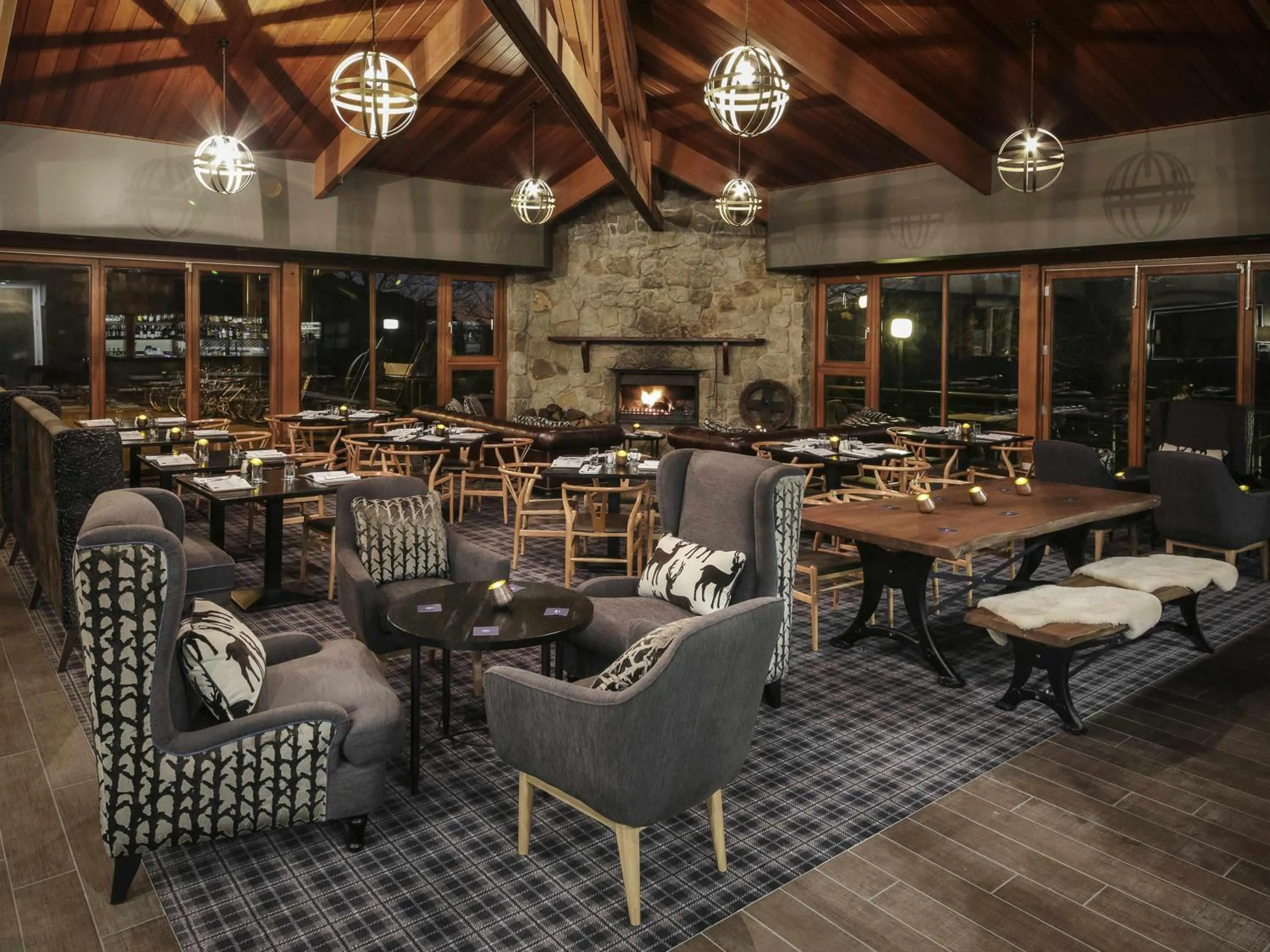 Restaurant/places to eat in The Sebel Pinnacle Valley