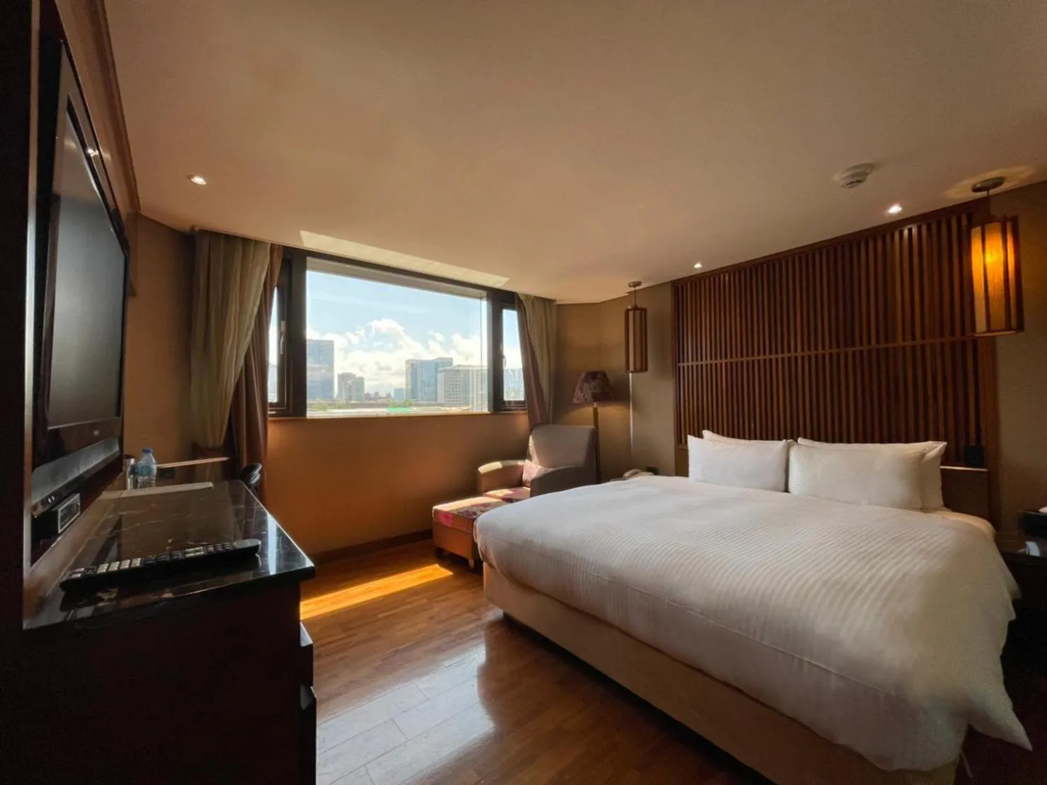 Bed in Guide Hotel Taipei Bade