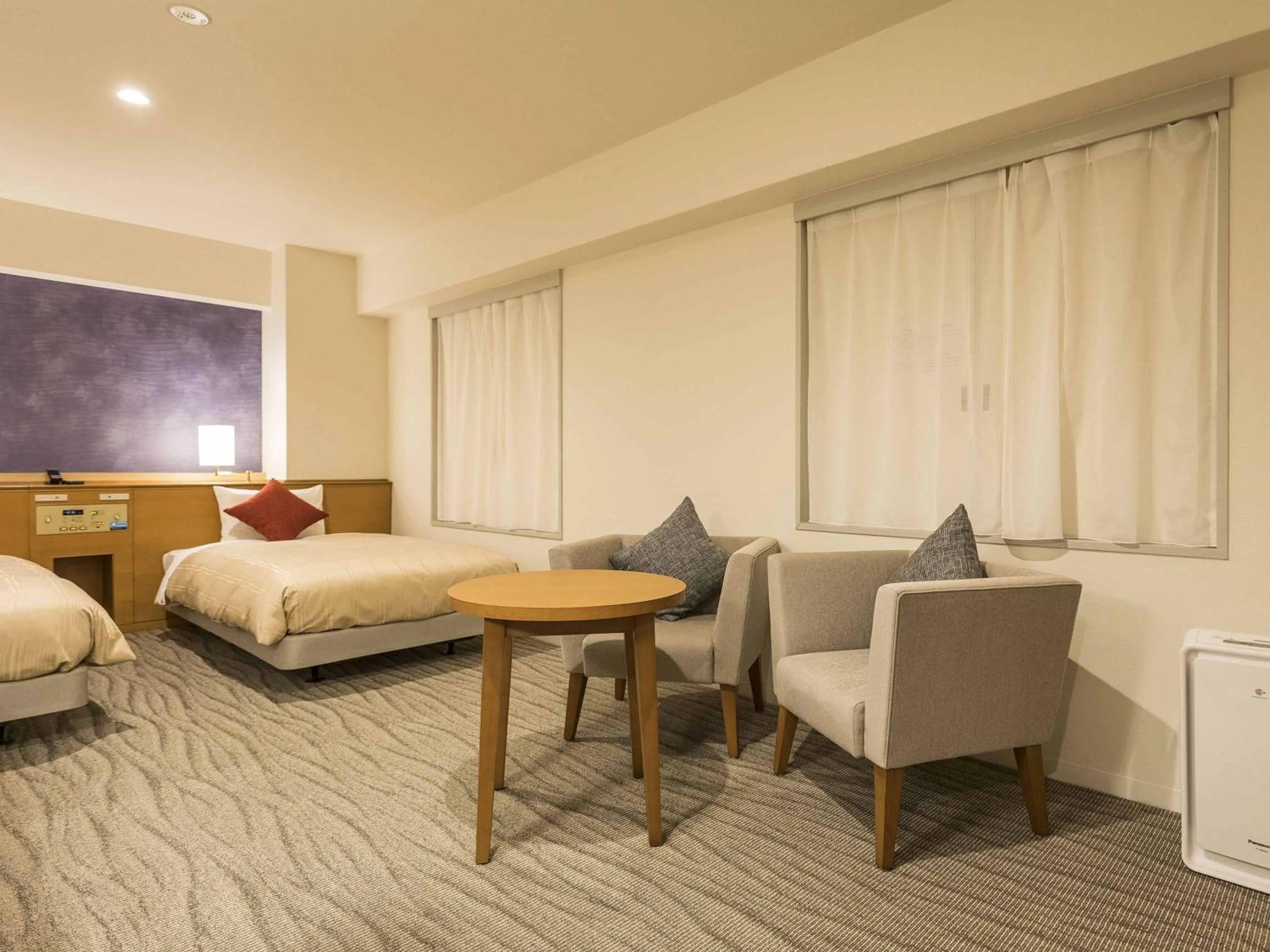 Photo of the whole room, Bed in Nishitetsu Inn Fukuoka