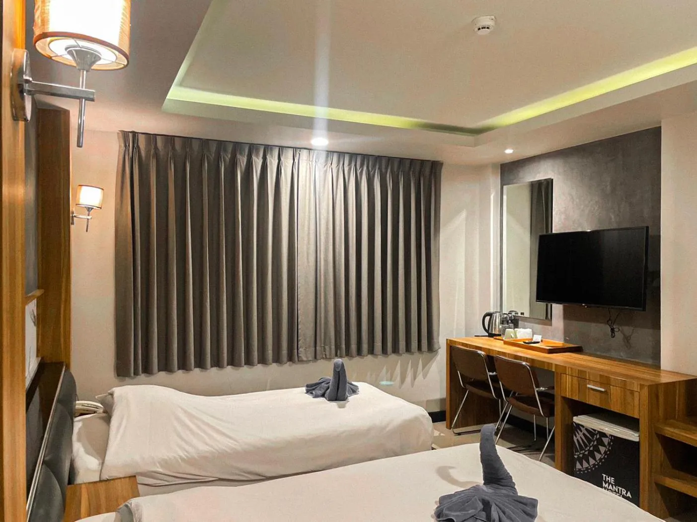 Bed in The Mantra Hotel Kata Noi