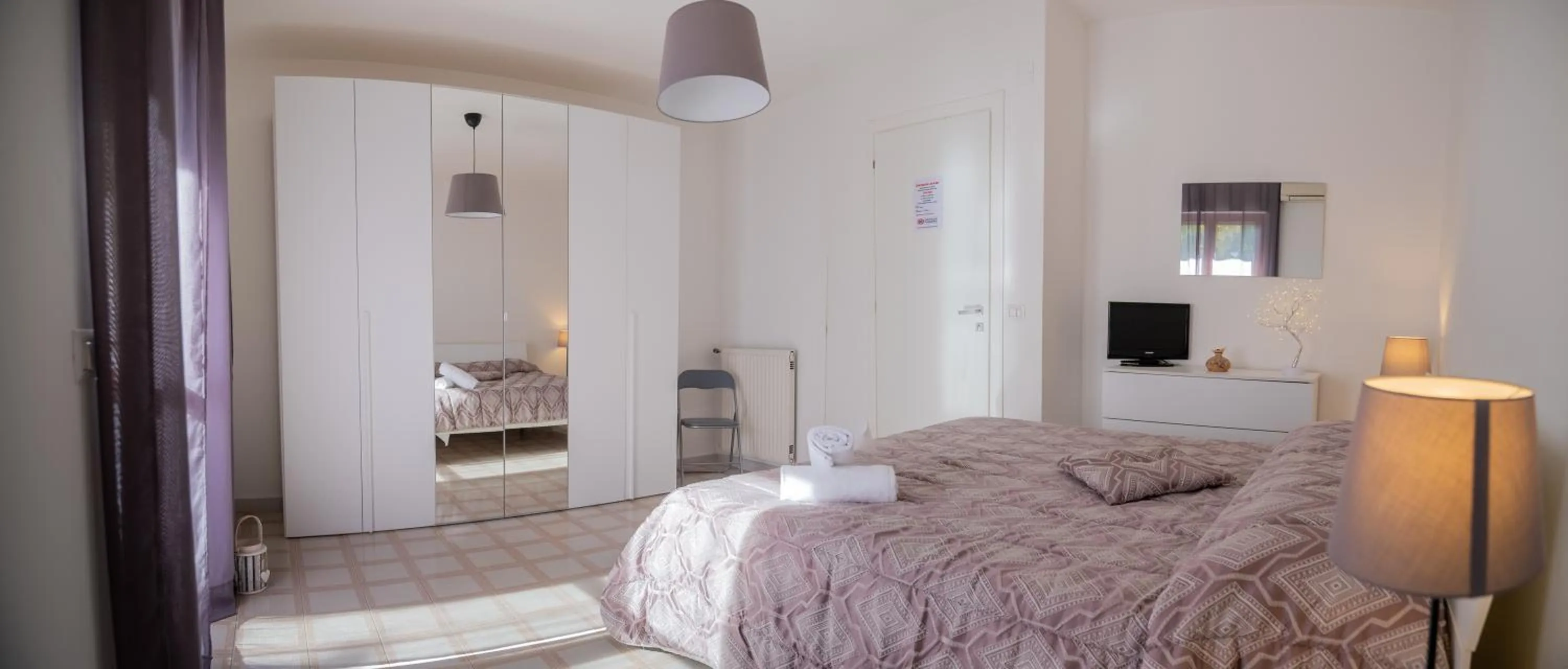 Photo of the whole room in B&B A casa di Amici