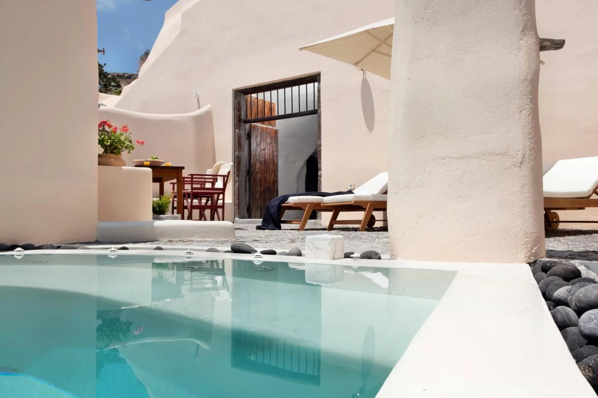 Swimming pool in Abelis Canava Luxury Suites