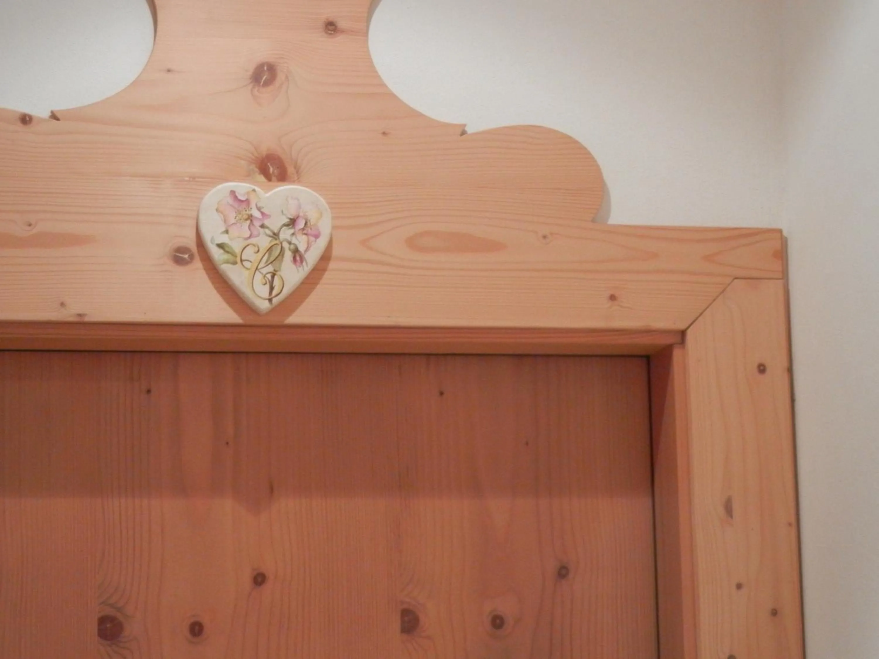 Decorative detail in Albergo Da Gildo