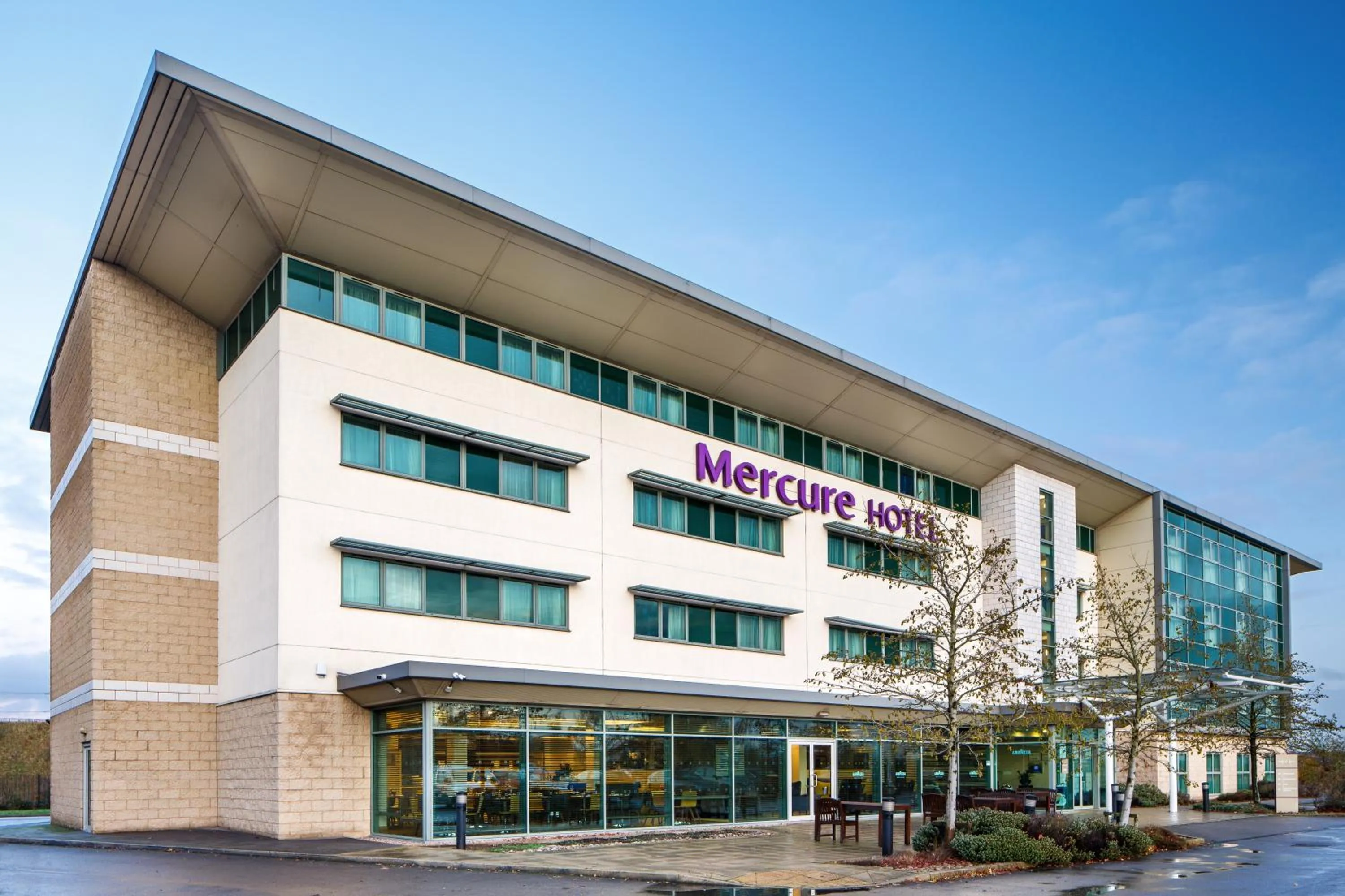 Property building in Mercure Sheffield Parkway