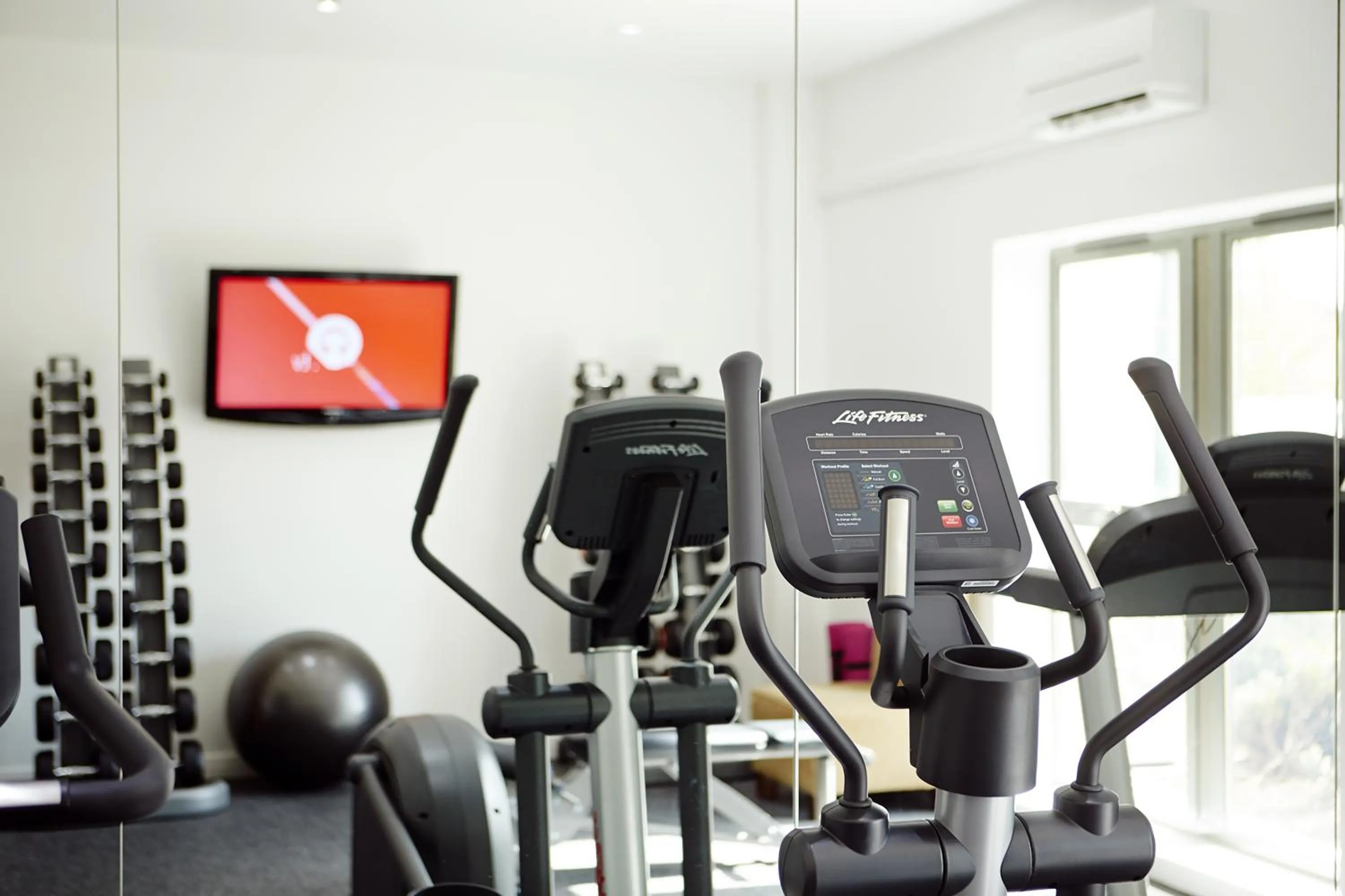 Fitness centre/facilities in Mercure Sheffield Parkway