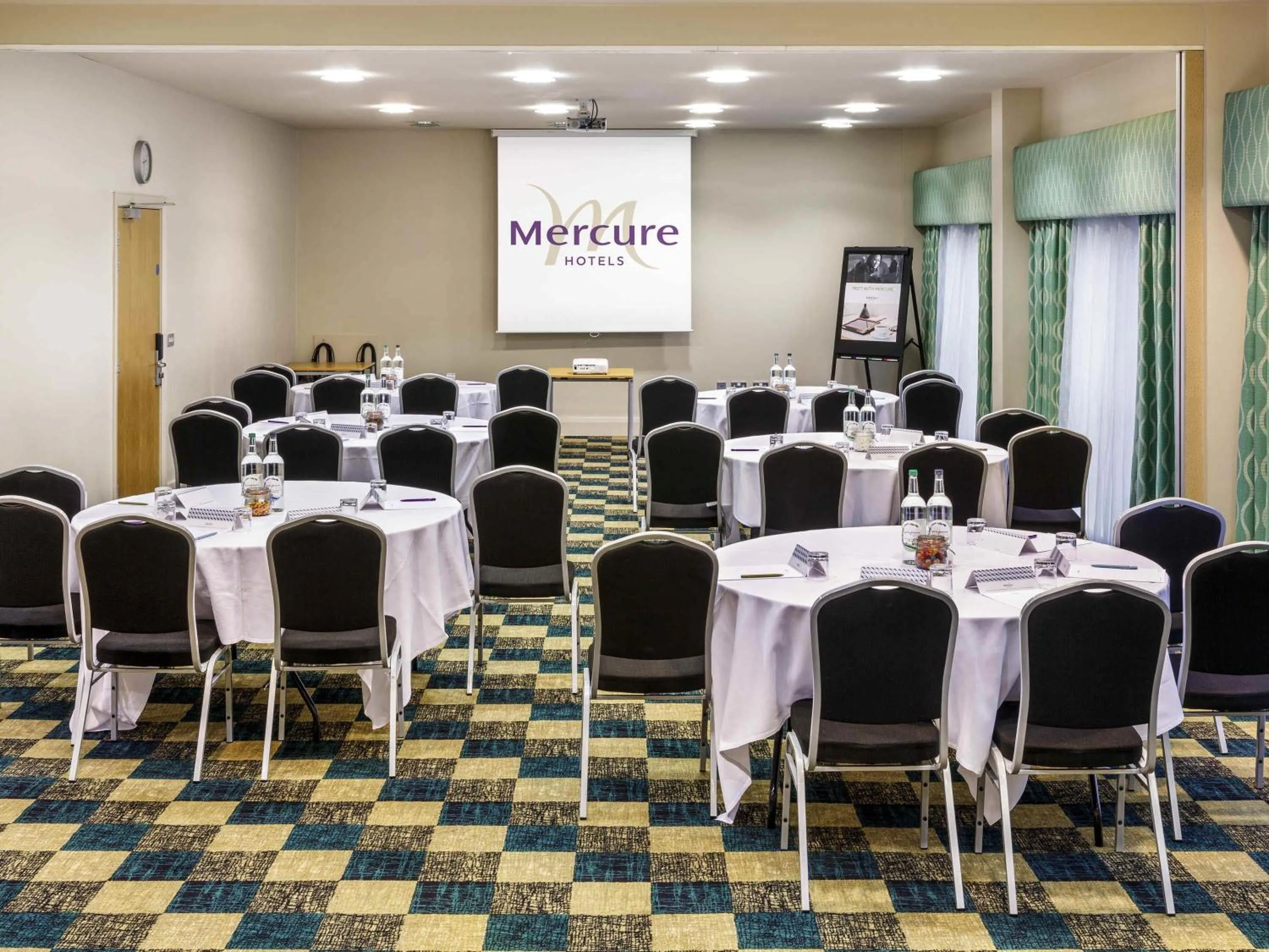 Business facilities in Mercure Sheffield Parkway