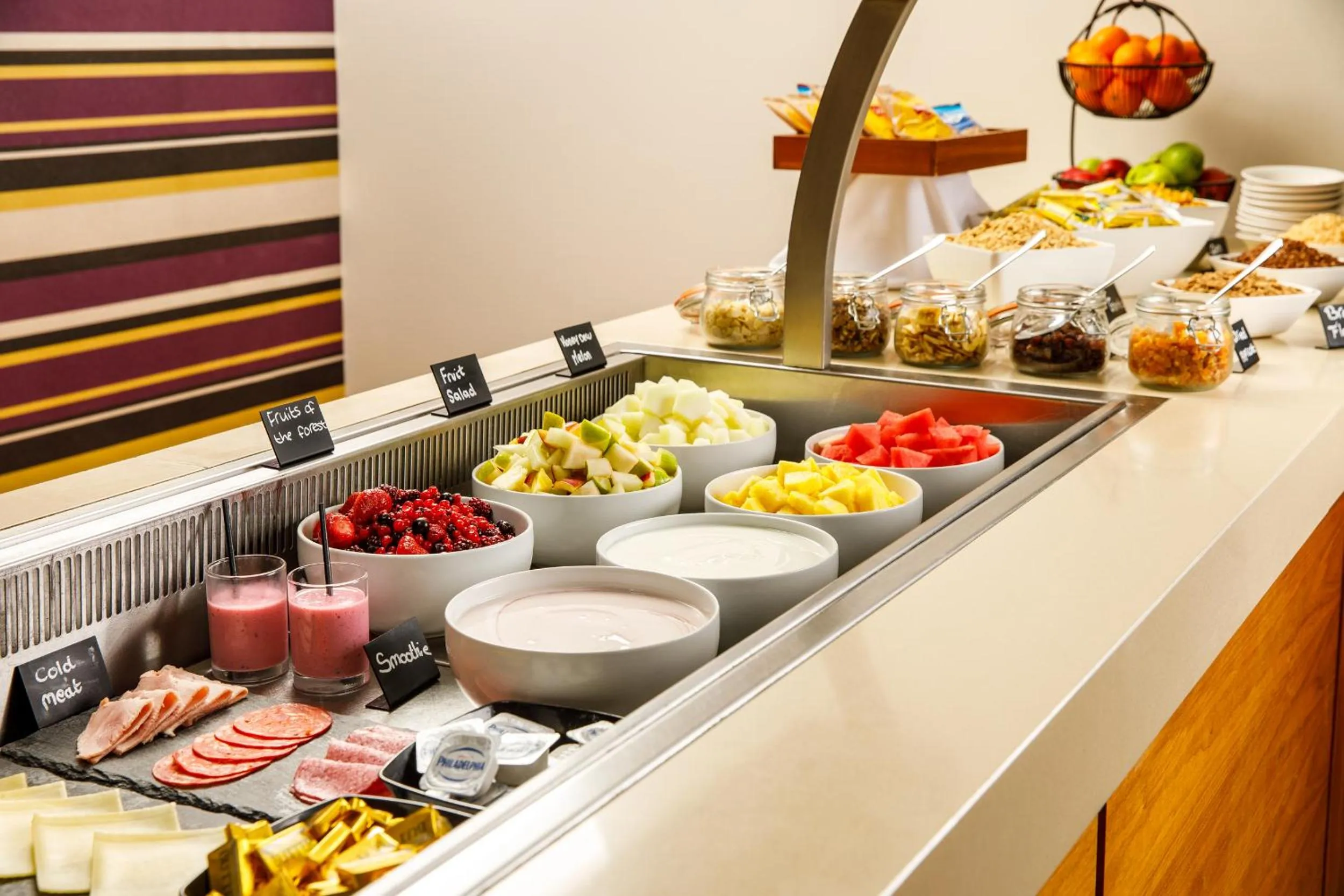 Breakfast in Mercure Sheffield Parkway