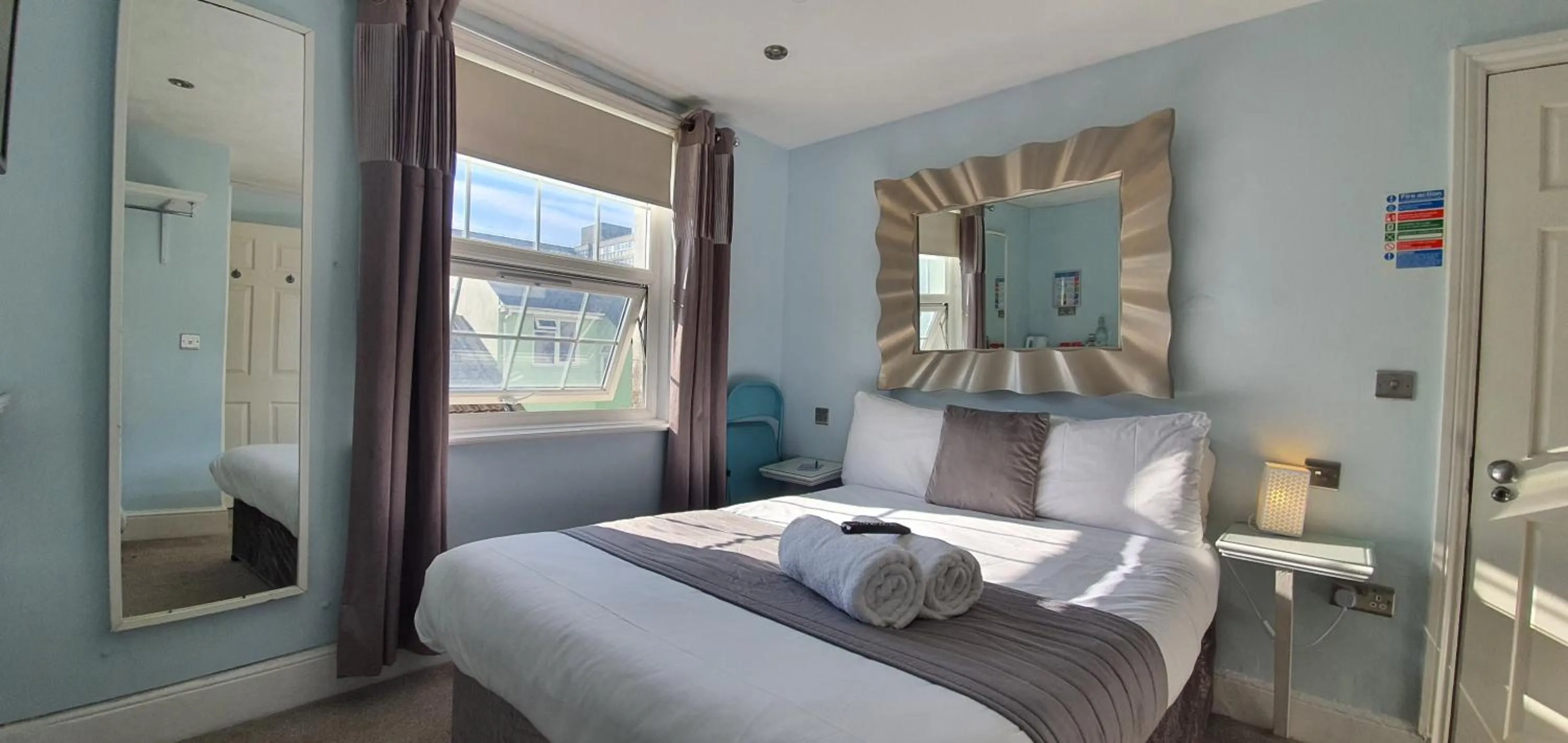 Bedroom, Bed in INNit Joy