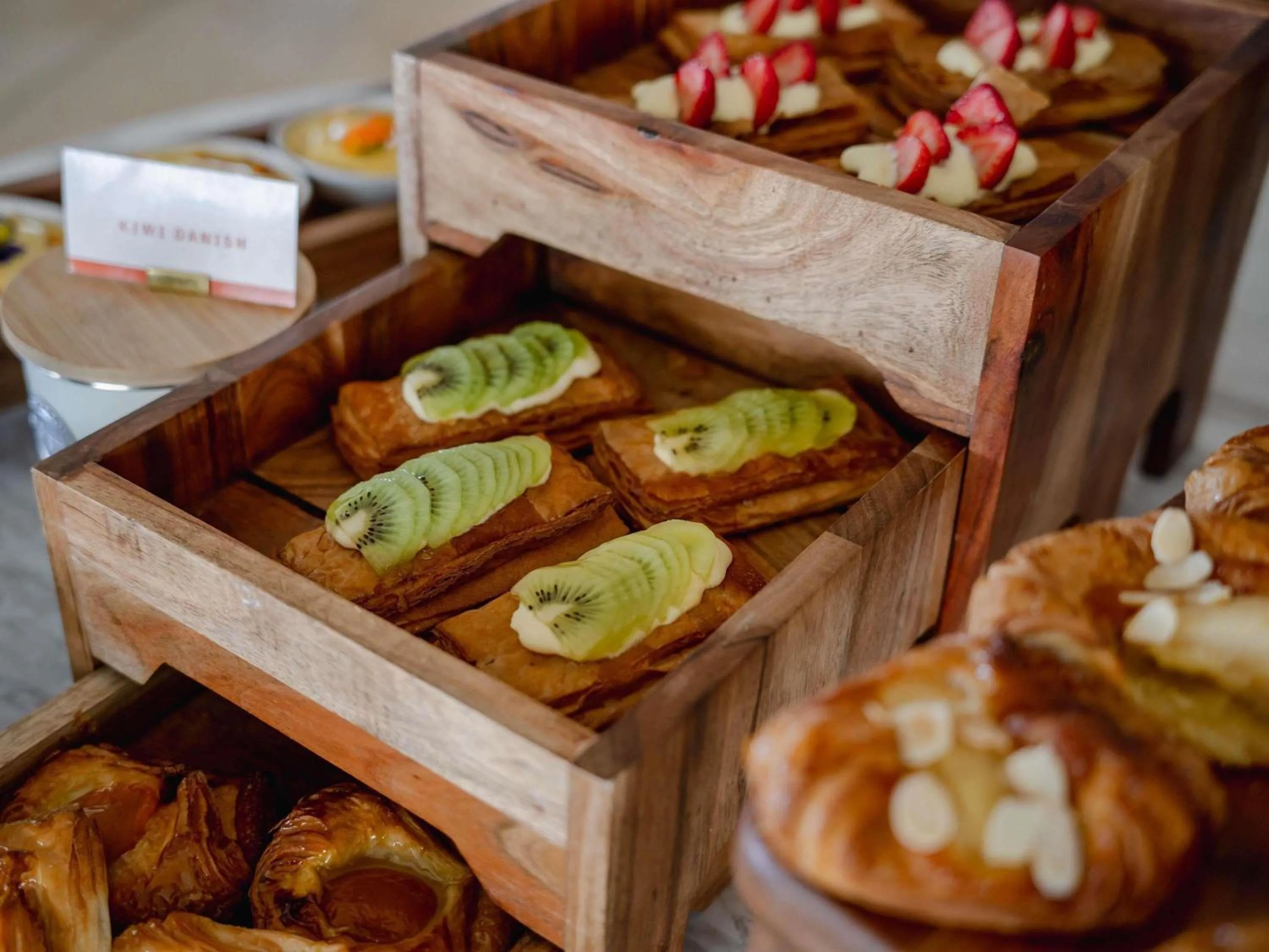Breakfast in The Brighton Hotel Sydney - Mgallery Collection