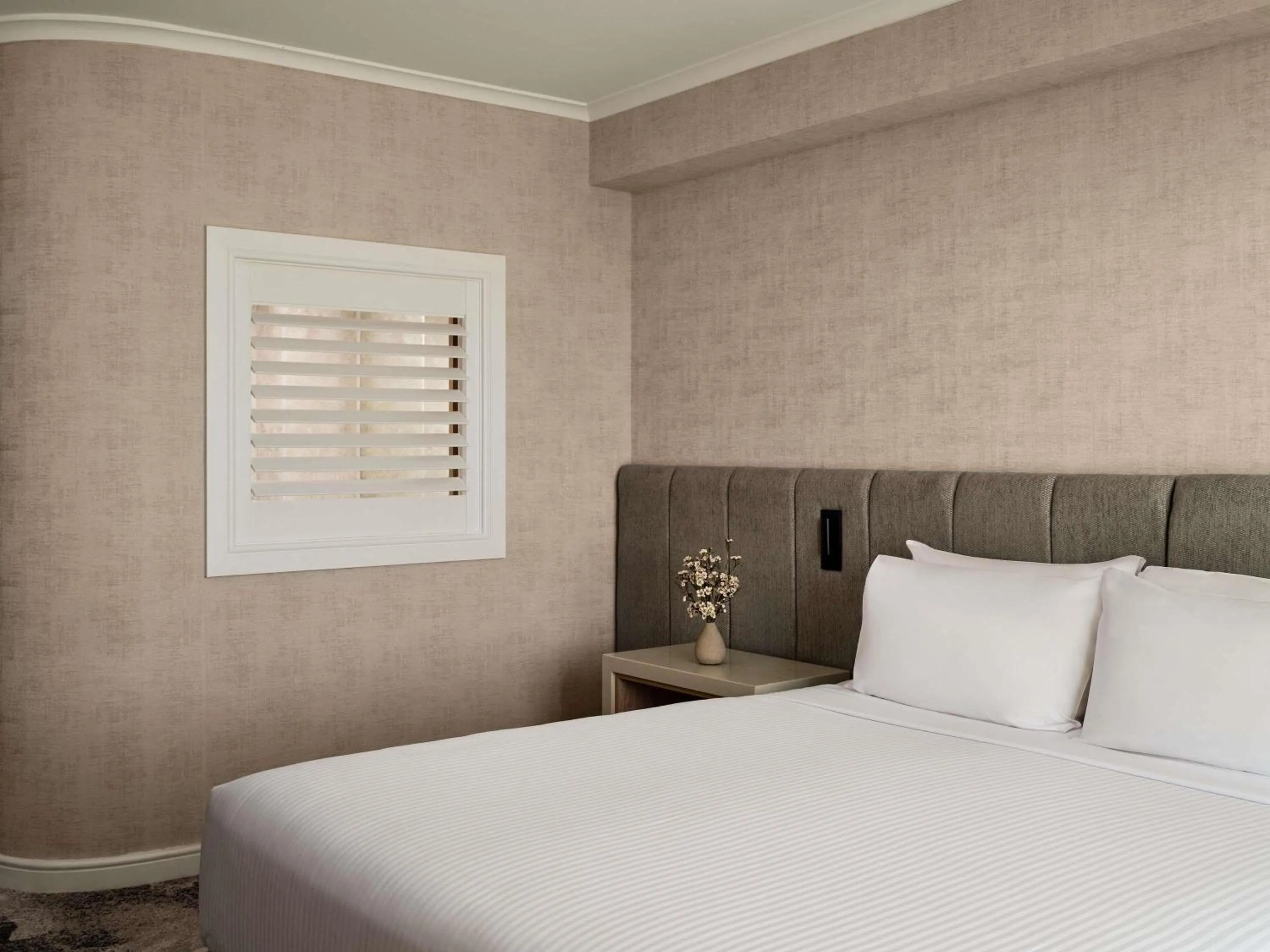 Bedroom, Bed in The Brighton Hotel Sydney - Mgallery Collection