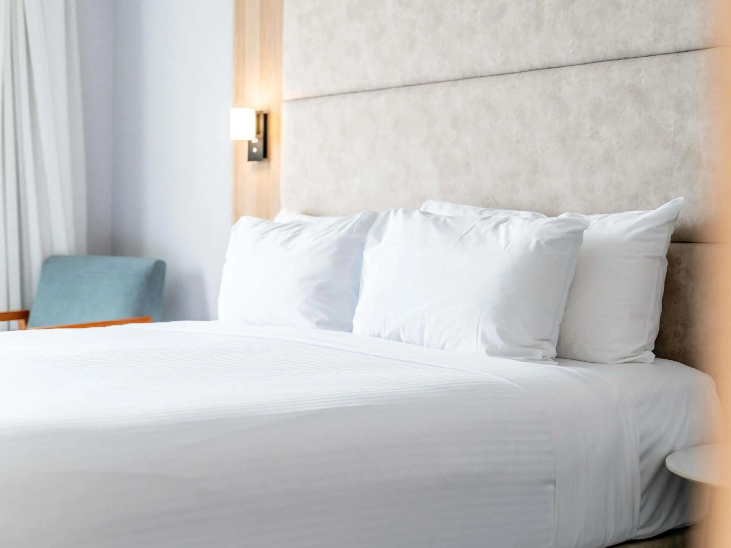 Bedroom, Bed in The Brighton Hotel Sydney - Mgallery Collection