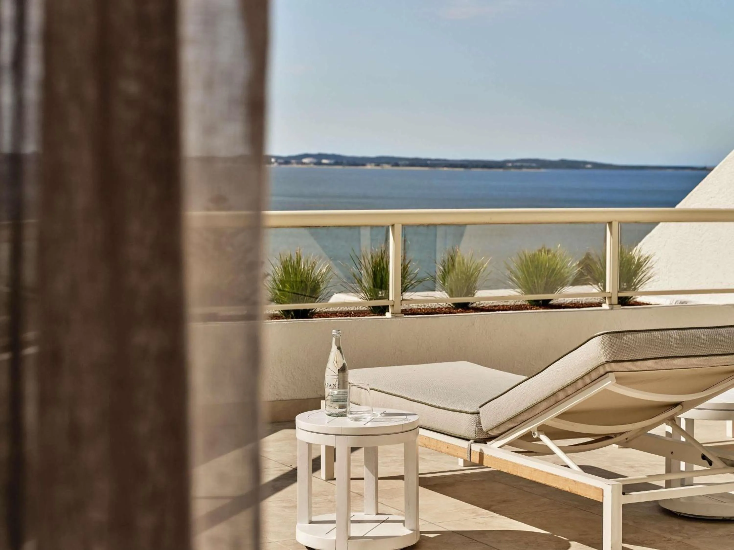 Bedroom in The Brighton Hotel Sydney - Mgallery Collection