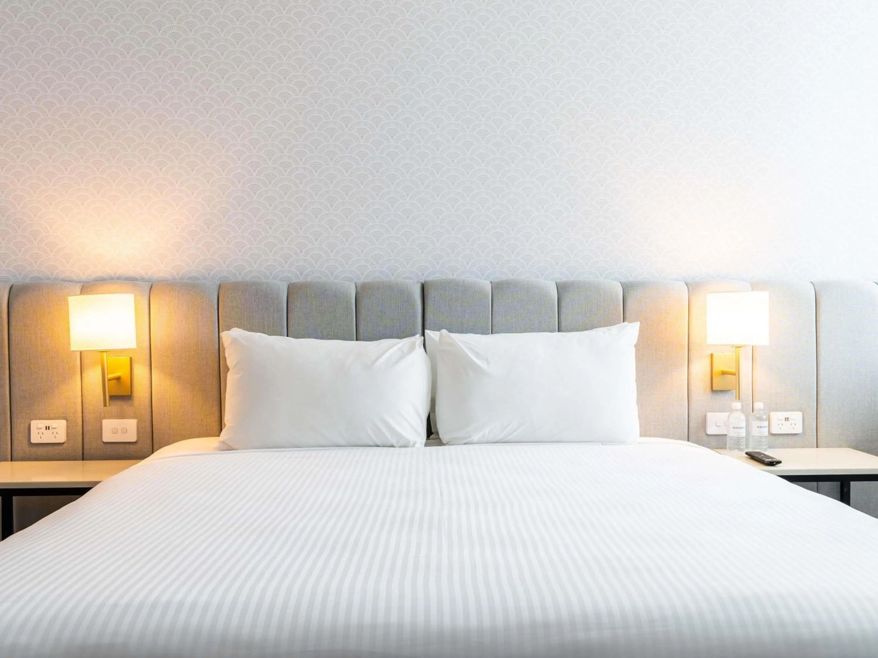 Bedroom, Bed in The Brighton Hotel Sydney - Mgallery Collection