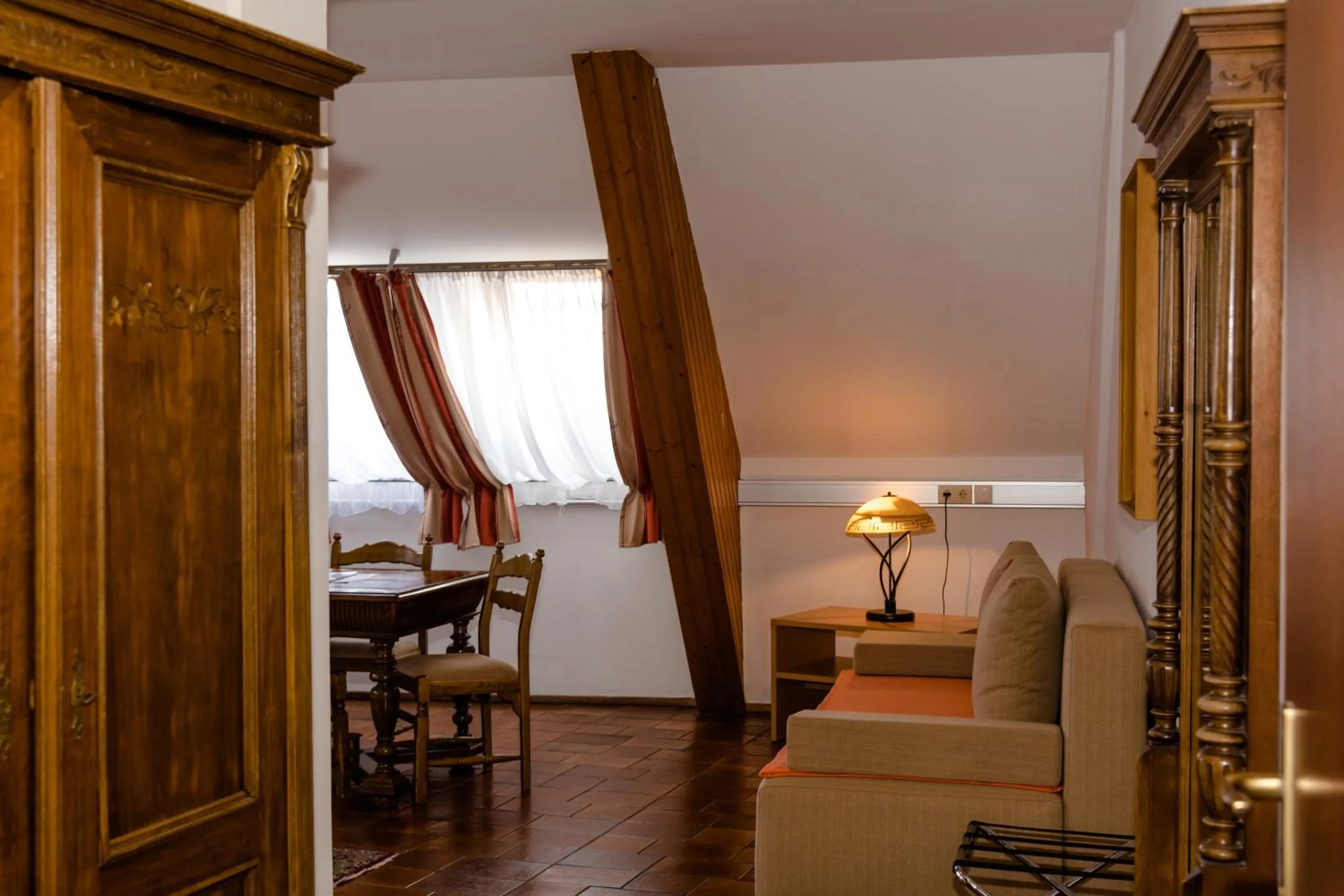 Seating area in Stadthotel Schwerterbräu