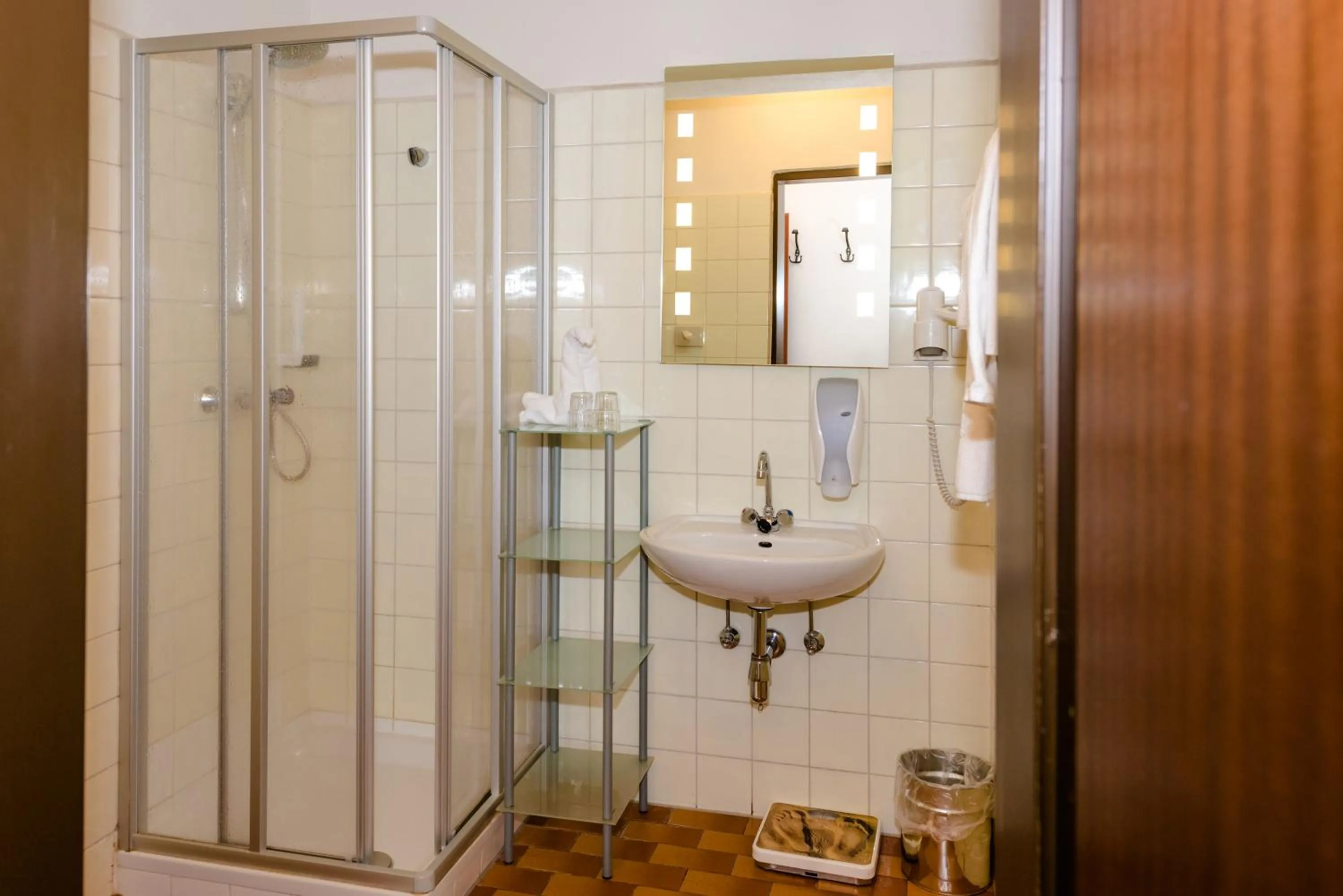 Bathroom in Stadthotel Schwerterbräu