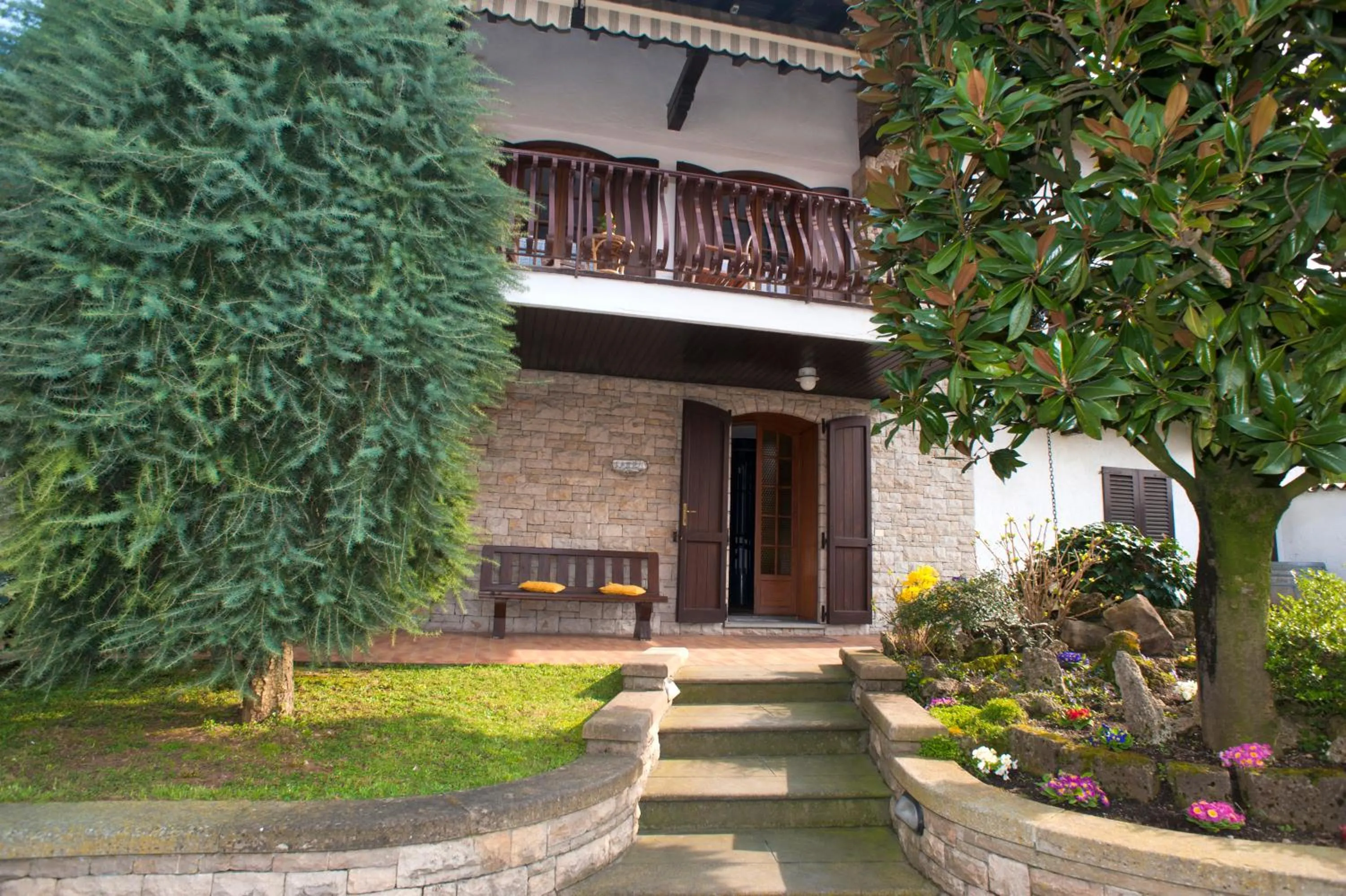 Facade/entrance in B&B Aria Di Lago