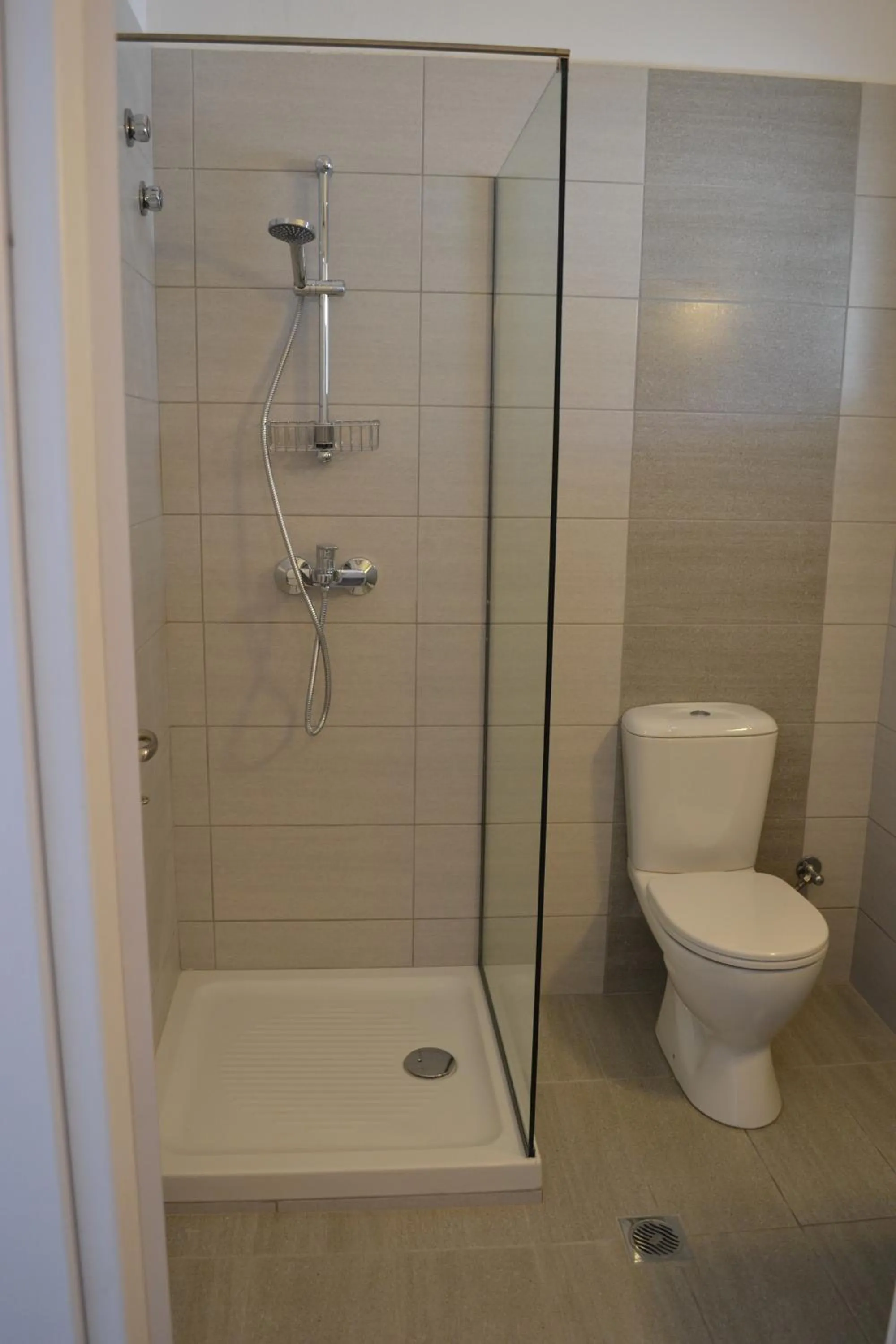 Shower in Iliana Studios