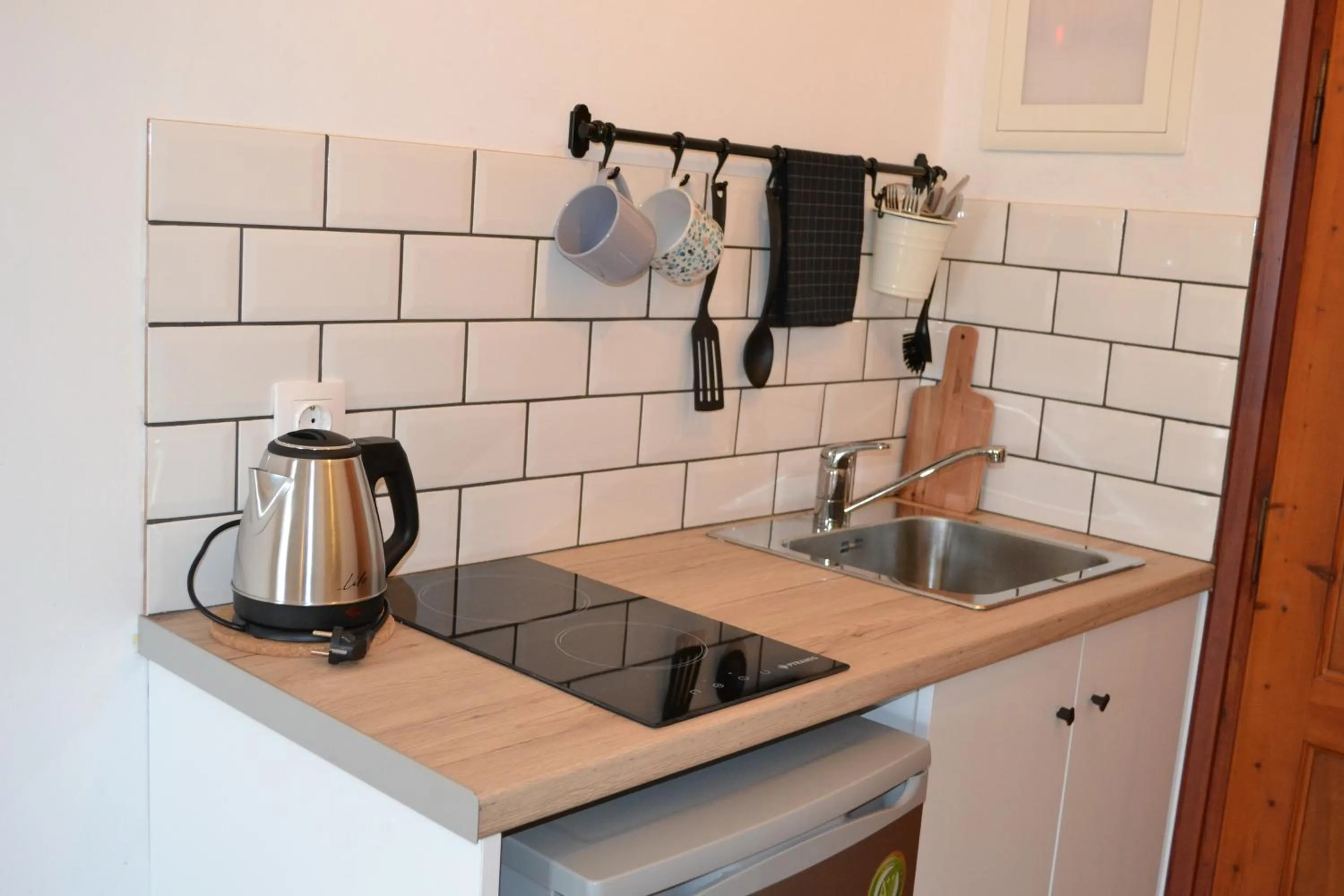 Kitchen or kitchenette in Iliana Studios