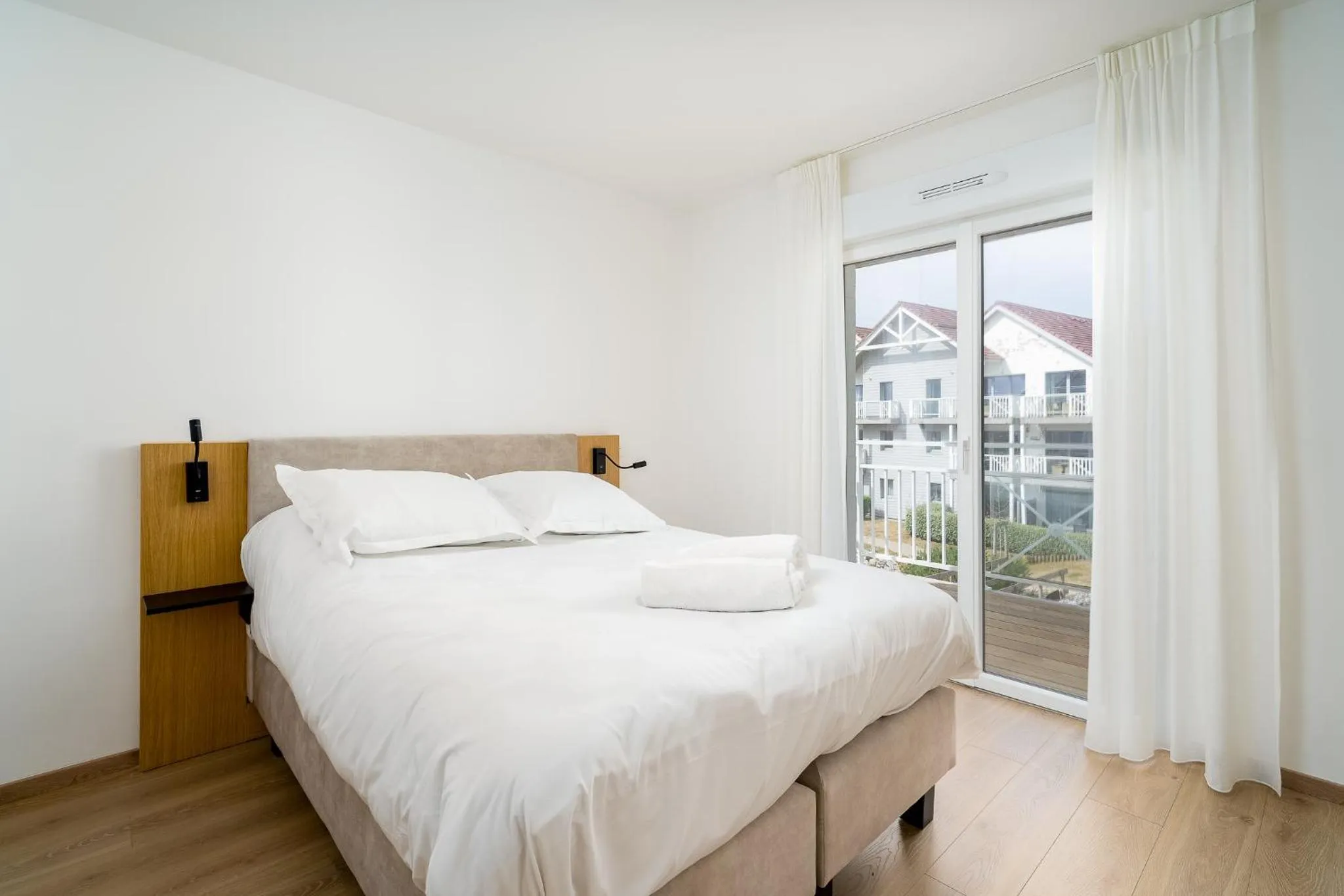 Bed in Evancy Equihen-Plage