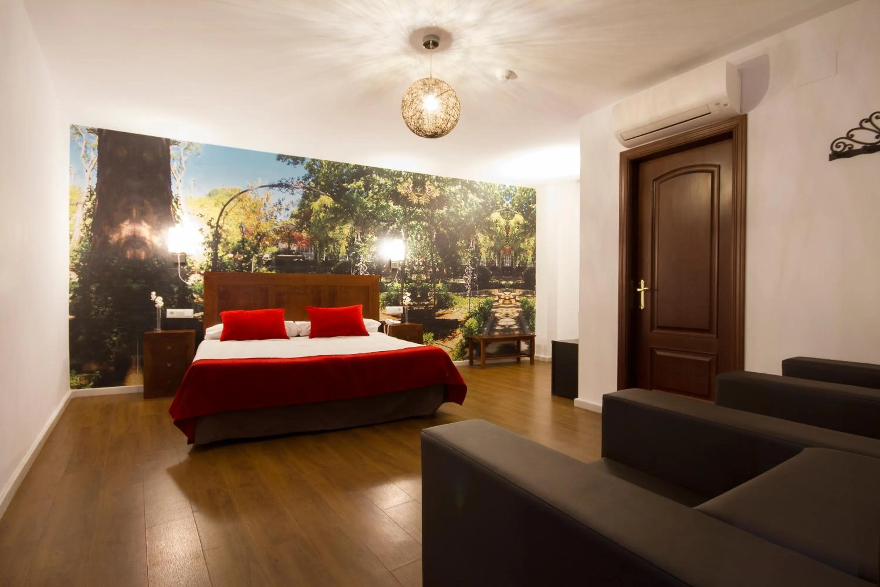 Photo of the whole room, Bed in Hotel El Tajo & SPA