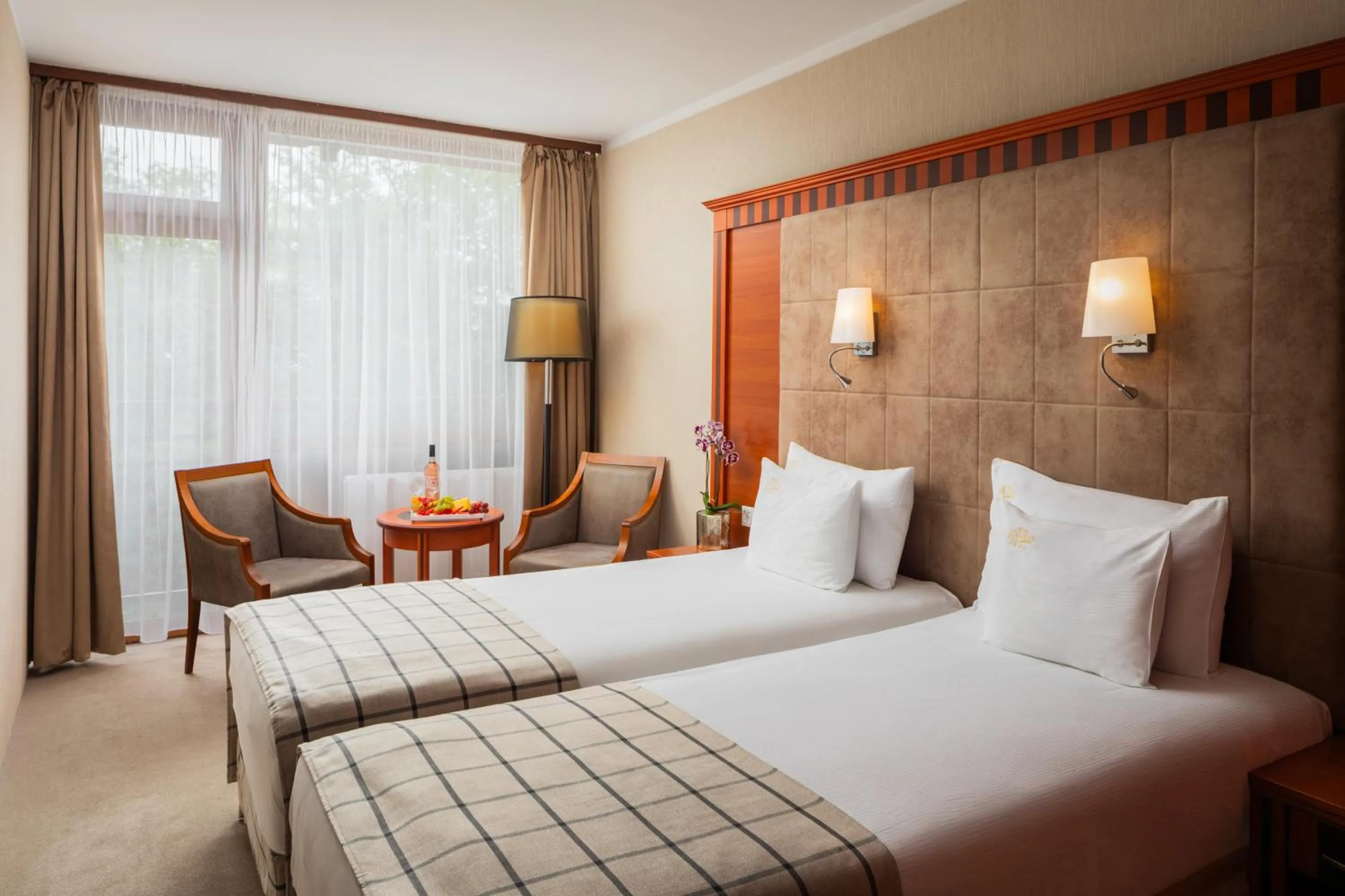 Photo of the whole room, Bed in Silvanus Hotel