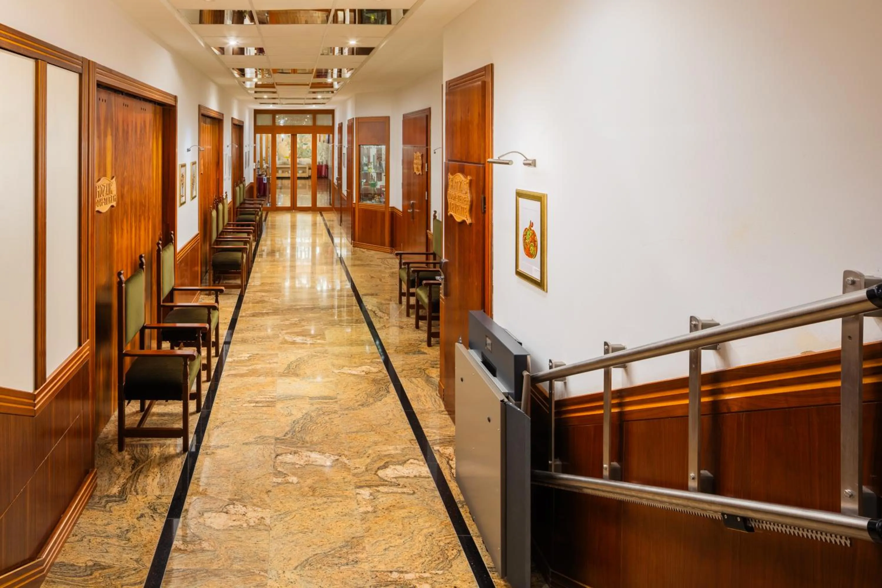 Property building in Silvanus Hotel