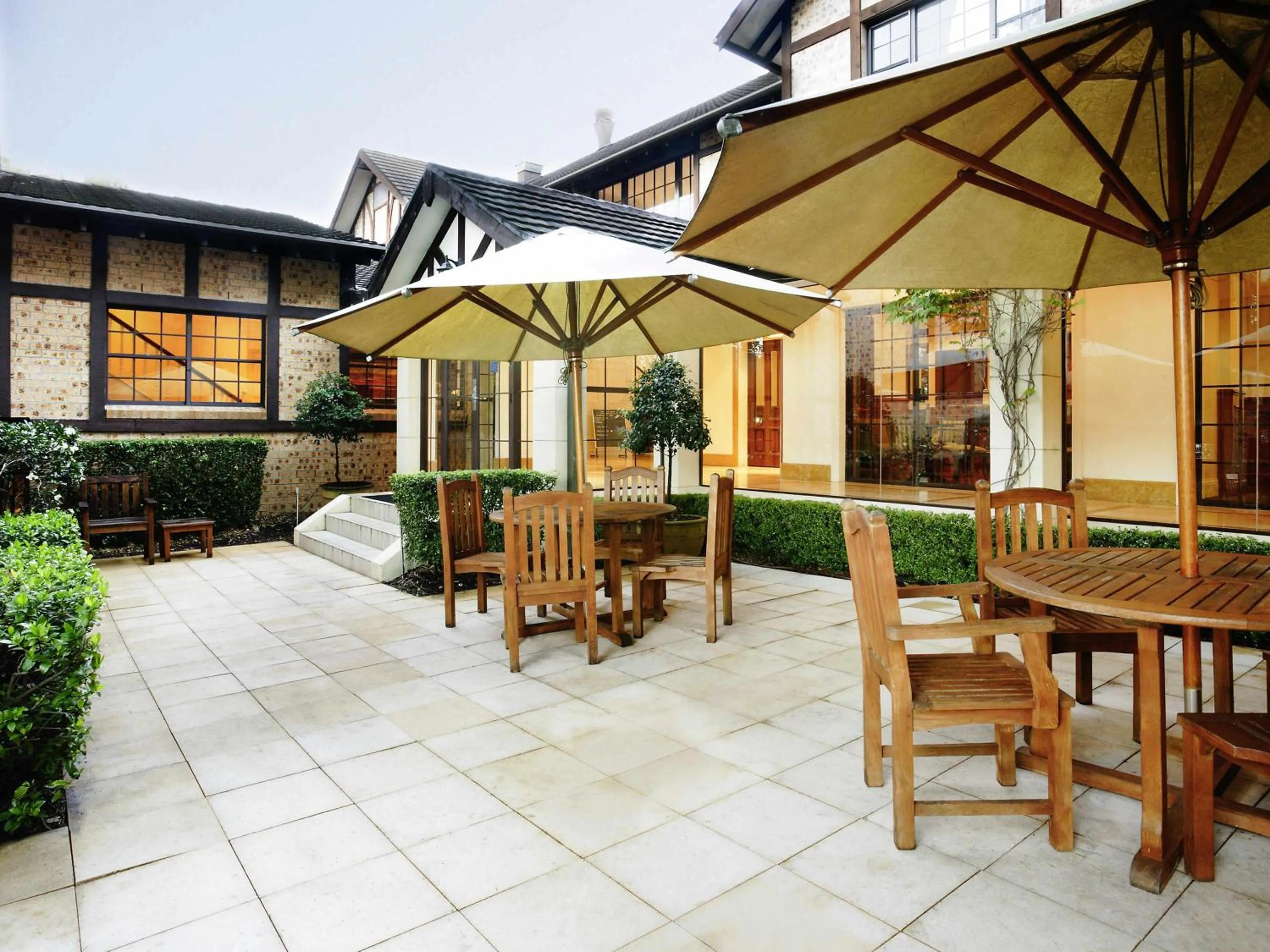 Lounge or bar in Peppers The Hills Lodge