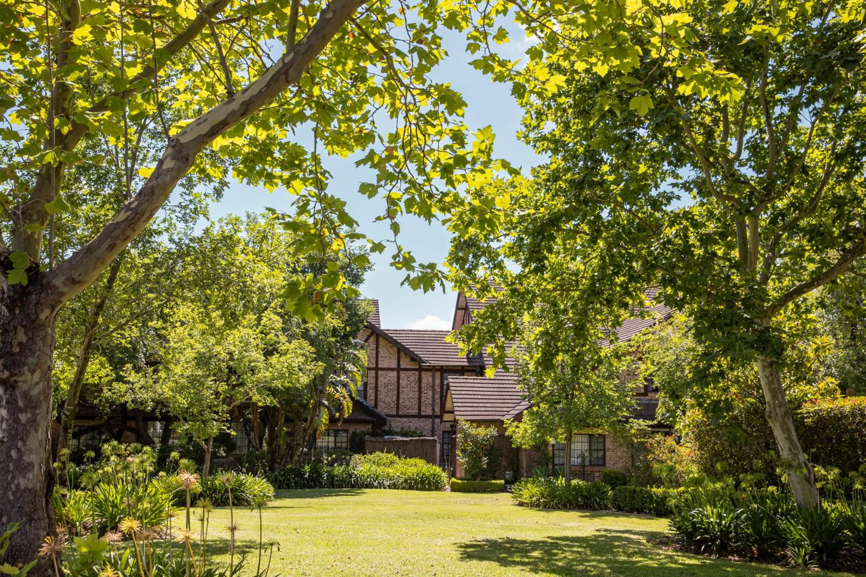 Property building in Peppers The Hills Lodge