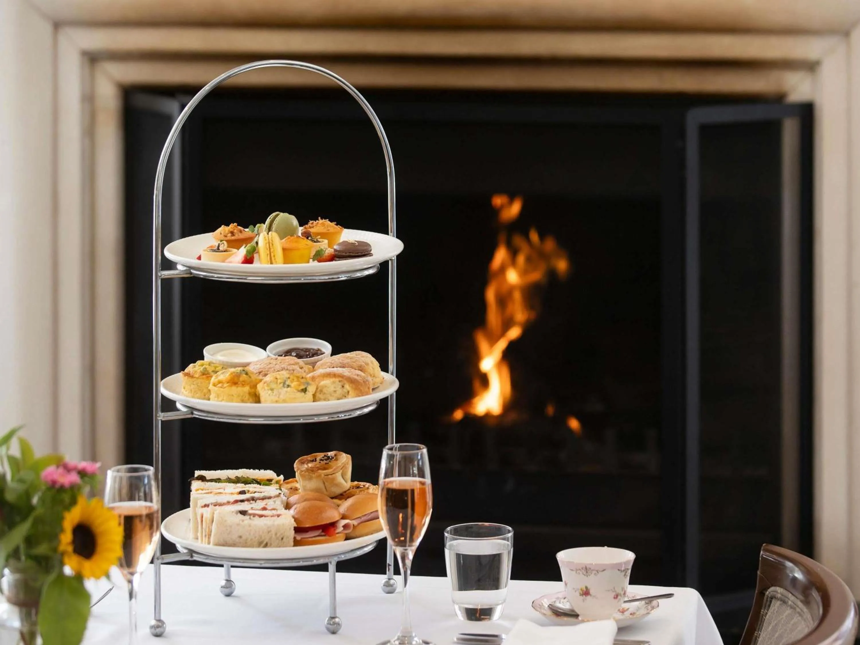 Restaurant/places to eat in Peppers The Hills Lodge