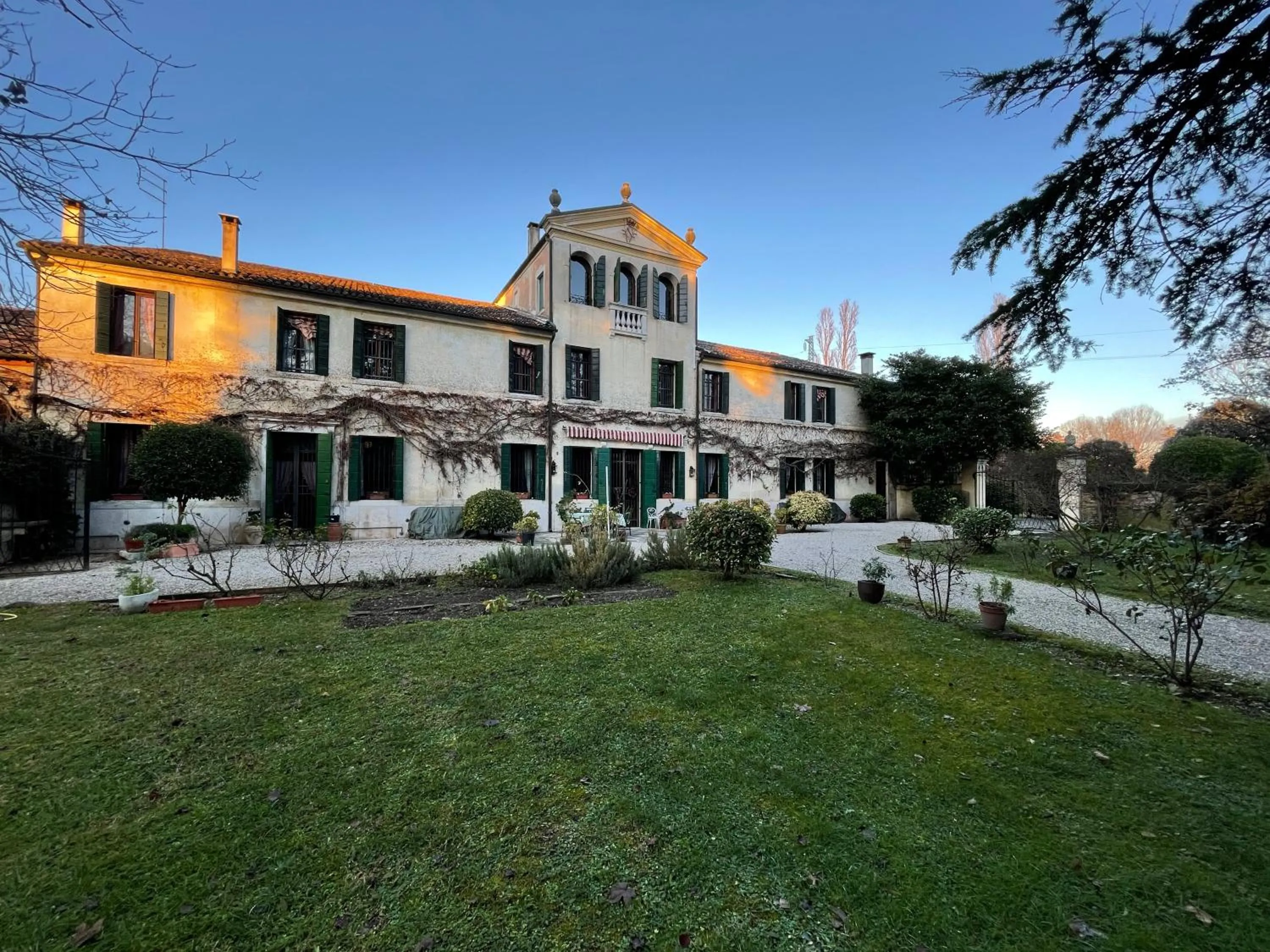 Property building in B&B Villa Gradenigo