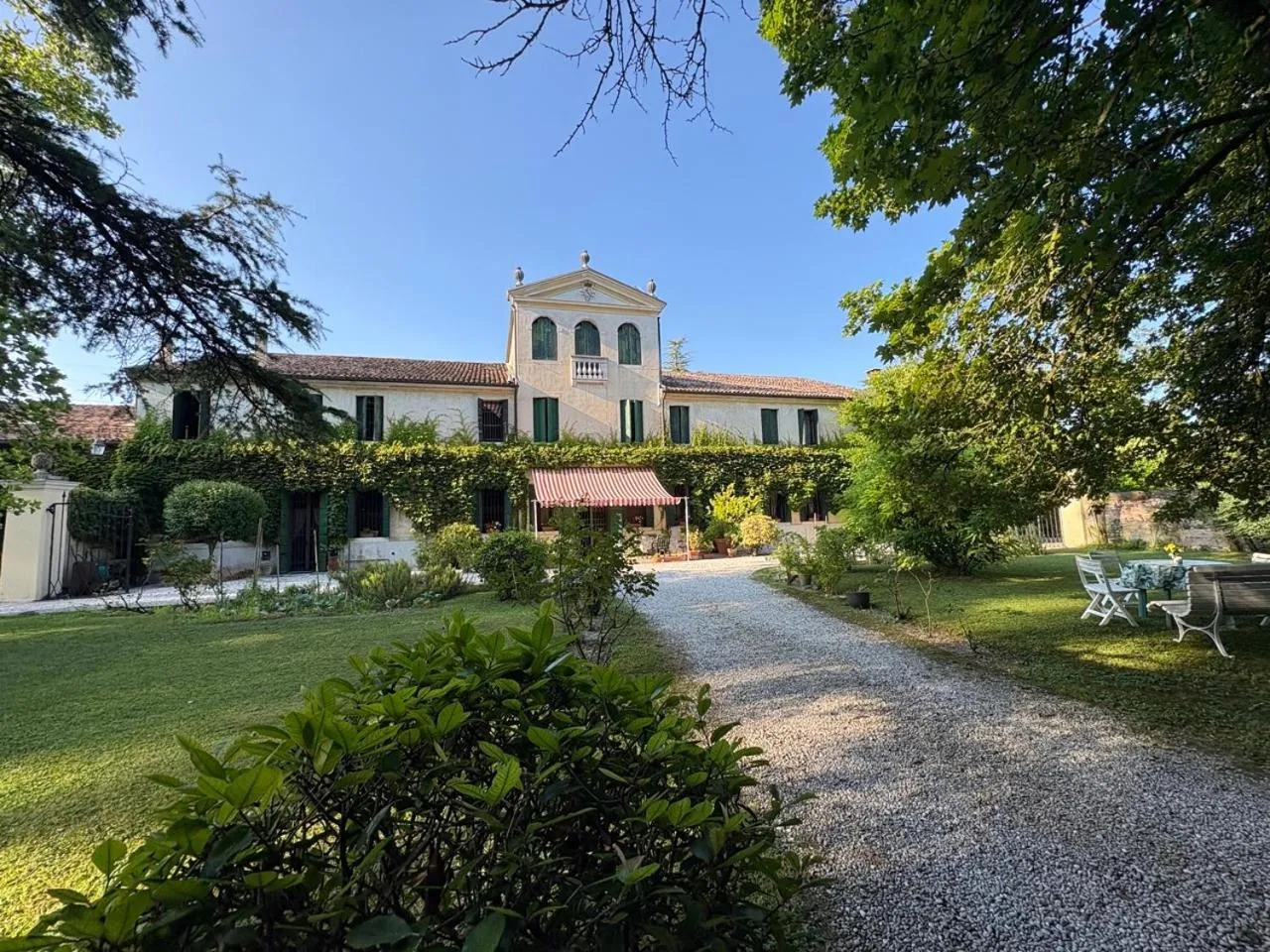 Property building in B&B Villa Gradenigo